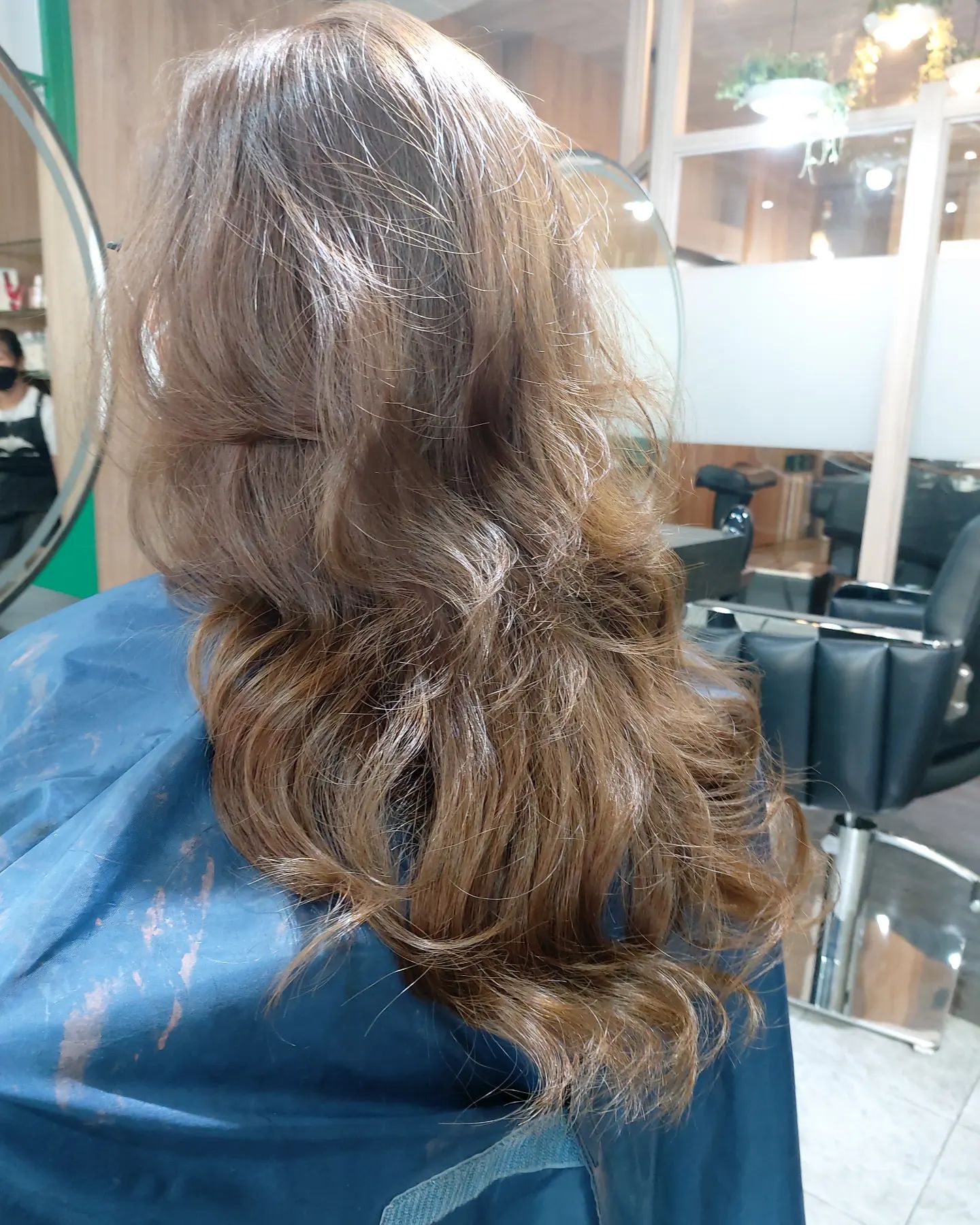 Cut+perm +treatment Milbon 
️Free parking available
สามารถโทรจองคิวได้ที่
02-042-8385
LINE Account : https://lin.ee/3NZFLGo
หรือทางเว็บไซด์
https://lilachokkaido.com/booking/
ทางไปเลือก VIP Gift Voucher↓
https://www.gowabi.com/en/provider/lilac-by-106-hair  #ร้านเสริมสวย #ร้านเสริมสวยทองหล่อซอย5 #ทองหล่อซอย5 #thonglorsoi5 #salon #thonglor #salonthonglor #lilacby106 #106hairstudio #バンコク美容室 #バンコク #トンロー美容室 #トンローソイ5 #サロン #bangkok #stylist #perm #digitalperm #color #haircut #milbon #cut #japansalo #beauty #review #Bangkok #hair #Good #lilachokkaido
BOOKING - Spa & Hair LiLAC by 106Hair
...
lilachokkaido.com @ Spa & Hair Lilac by 106Hair