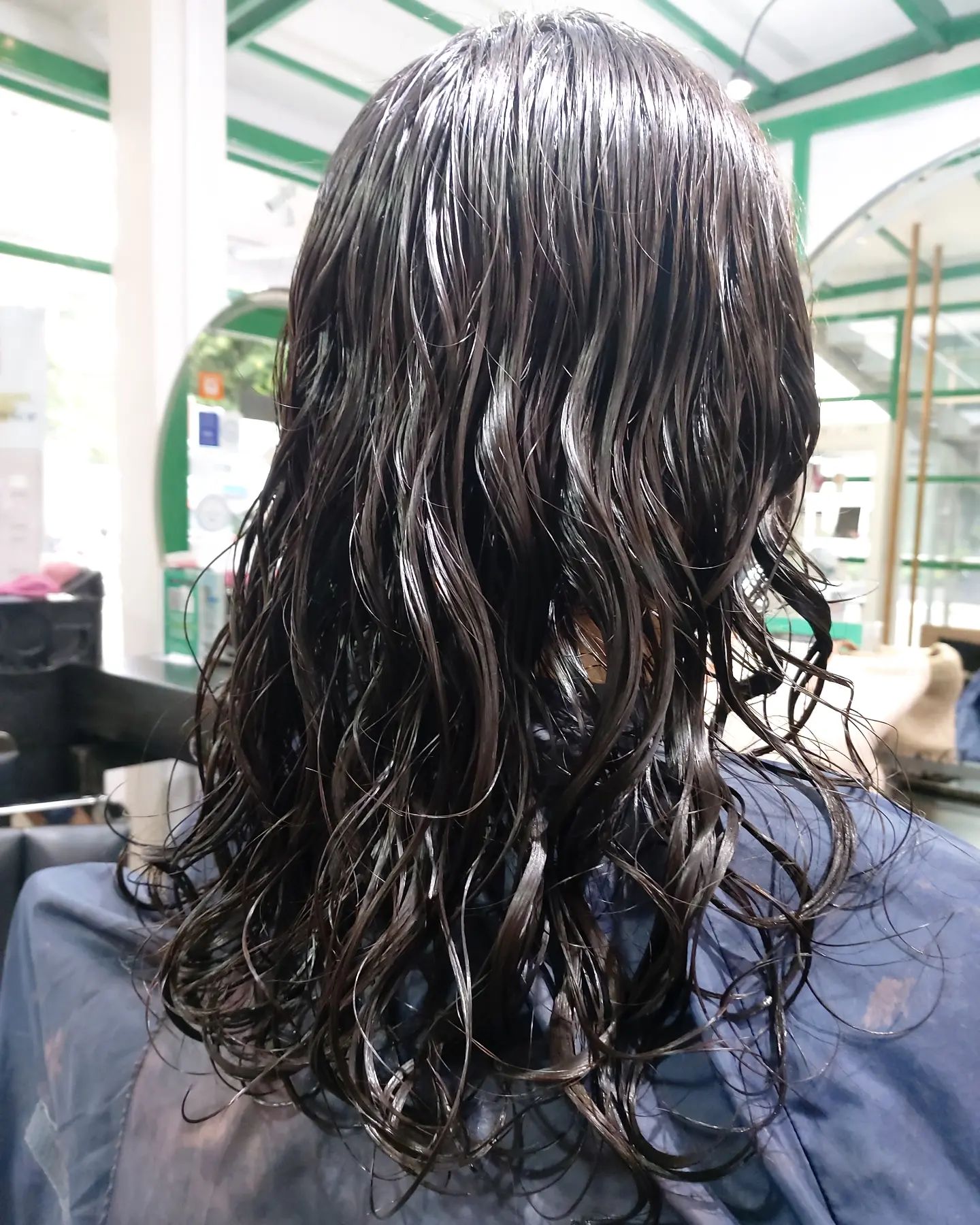 Cut+perm +treatment Milbon  ️Free parking available
สามารถโทรจองคิวได้ที่
02-042-8385
LINE Account : https://lin.ee/3NZFLGo
หรือทางเว็บไซด์
https://lilachokkaido.com/booking/
ทางไปเลือก VIP Gift Voucher↓
https://www.gowabi.com/en/provider/lilac-by-106-hair  #ร้านเสริมสวย #ร้านเสริมสวยทองหล่อซอย5 #ทองหล่อซอย5 #thonglorsoi5 #salon #thonglor #salonthonglor #lilacby106 #106hairstudio #バンコク美容室 #バンコク #トンロー美容室 #トンローソイ5 #サロン #bangkok #stylist #perm #digitalperm #color #haircut #milbon #cut #japansalo #beauty #review #Bangkok #hair #Good #lilachokkaido
BOOKING - Spa & Hair LiLAC by 106Hair
...
lilachokkaido.com @ Spa & Hair Lilac by 106Hair