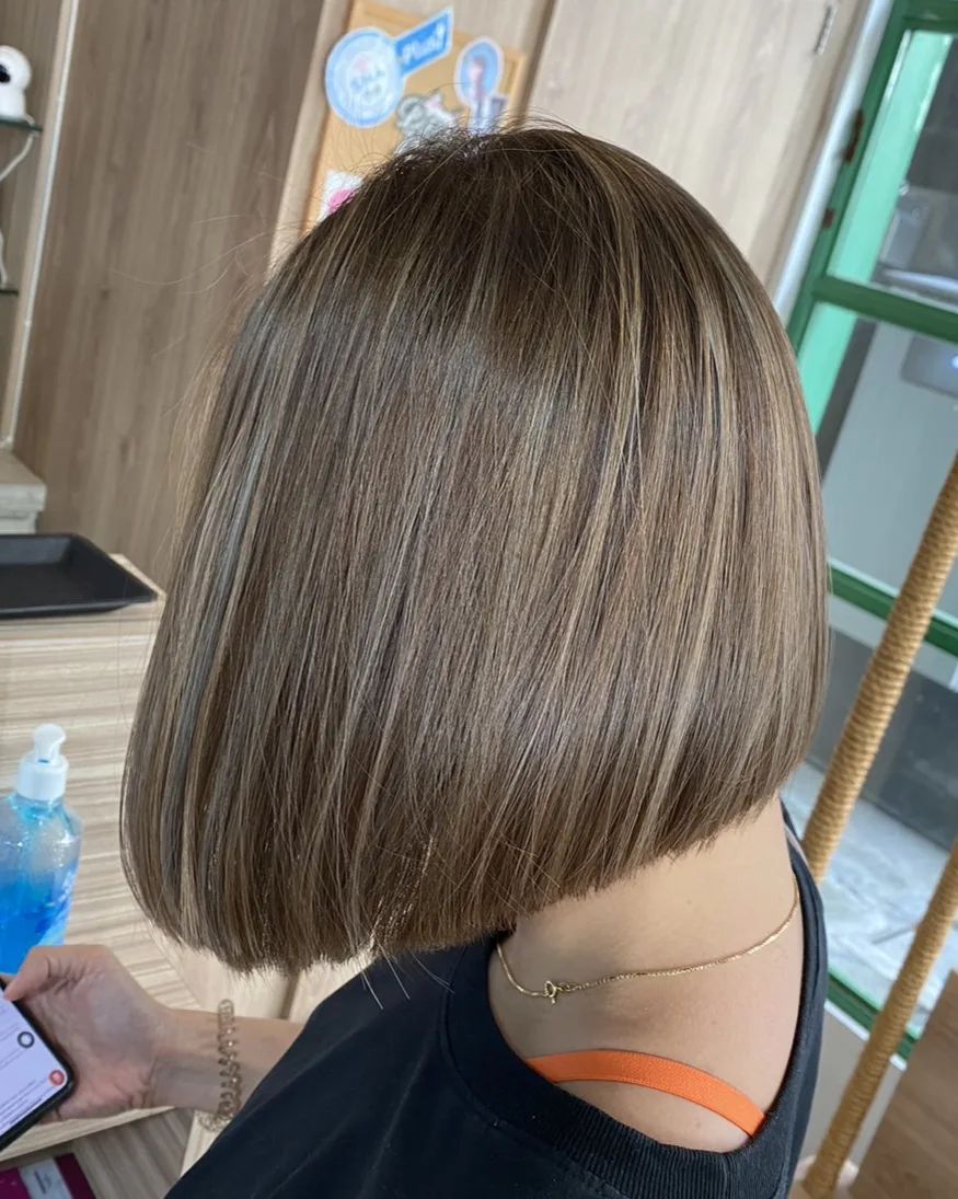 Cut+Highlight +color +olaplex +treatment Milbon 
️Free parking available
สามารถโทรจองคิวได้ที่
02-042-8385
LINE Account : https://lin.ee/3NZFLGo
หรือทางเว็บไซด์
https://lilachokkaido.com/booking/
ทางไปเลือก VIP Gift Voucher↓
https://www.gowabi.com/en/provider/lilac-by-106-hair  #ร้านเสริมสวย #ร้านเสริมสวยทองหล่อซอย5 #ทองหล่อซอย5 #thonglorsoi5 #salon #thonglor #salonthonglor #lilacby106 #106hairstudio #バンコク美容室 #バンコク #トンロー美容室 #トンローソイ5 #サロン #bangkok #stylist #perm #digitalperm #color #haircut #milbon #cut #japansalo #beauty #review #Bangkok #hair #Good #lilachokkaido
BOOKING - Spa & Hair LiLAC by 106Hair
...
lilachokkaido.com @ Spa & Hair Lilac by 106Hair