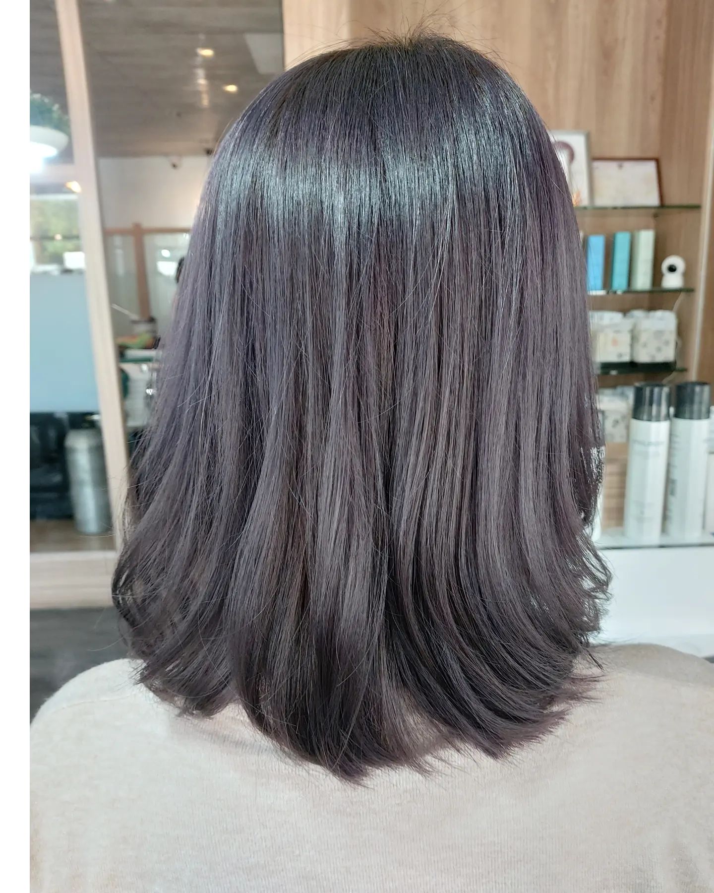 Cut+bleach +color +olaplex +treatment Milbon 
️Free parking available
สามารถโทรจองคิวได้ที่
02-042-8385
LINE Account : https://lin.ee/3NZFLGo
หรือทางเว็บไซด์
https://lilachokkaido.com/booking/
ทางไปเลือก VIP Gift Voucher↓
https://www.gowabi.com/en/provider/lilac-by-106-hair  #ร้านเสริมสวย #ร้านเสริมสวยทองหล่อซอย5 #ทองหล่อซอย5 #thonglorsoi5 #salon #thonglor #salonthonglor #lilacby106 #106hairstudio #バンコク美容室 #バンコク #トンロー美容室 #トンローソイ5 #サロン #bangkok #stylist #perm #digitalperm #color #haircut #milbon #cut #japansalo #beauty #review #Bangkok #hair #Good #lilachokkaido
BOOKING - Spa & Hair LiLAC by 106Hair
...
lilachokkaido.com @ Spa & Hair Lilac by 106Hair