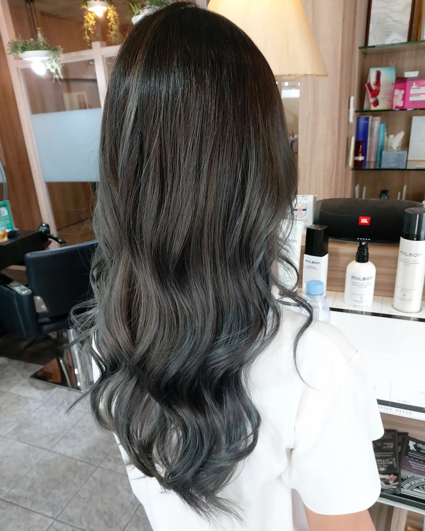 Cut+Highlight +color +olaplex +treatment Milbon 
️Free parking available
สามารถโทรจองคิวได้ที่
02-042-8385
LINE Account : https://lin.ee/3NZFLGo
หรือทางเว็บไซด์
 https://reservia.jp/reserve/menu/c5352c13aa?start_page=2&is_guest=1
ทางไปเลือก VIP Gift Voucher↓
https://www.gowabi.com/en/provider/lilac-by-106-hair  #ร้านเสริมสวย #ร้านเสริมสวยทองหล่อซอย5 #ทองหล่อซอย5 #thonglorsoi5 #salon #thonglor #salonthonglor #lilacby106 #106hairstudio #バンコク美容室 #バンコク #トンロー美容室 #トンローソイ5 #サロン #bangkok #stylist #perm #digitalperm #color #haircut #milbon #cut #japansalo #beauty #review #Bangkok #hair #Good #lilachokkaido
BOOKING - Spa & Hair LiLAC by 106Hair
...
lilachokkaido.com @ Spa & Hair Lilac by 106Hair