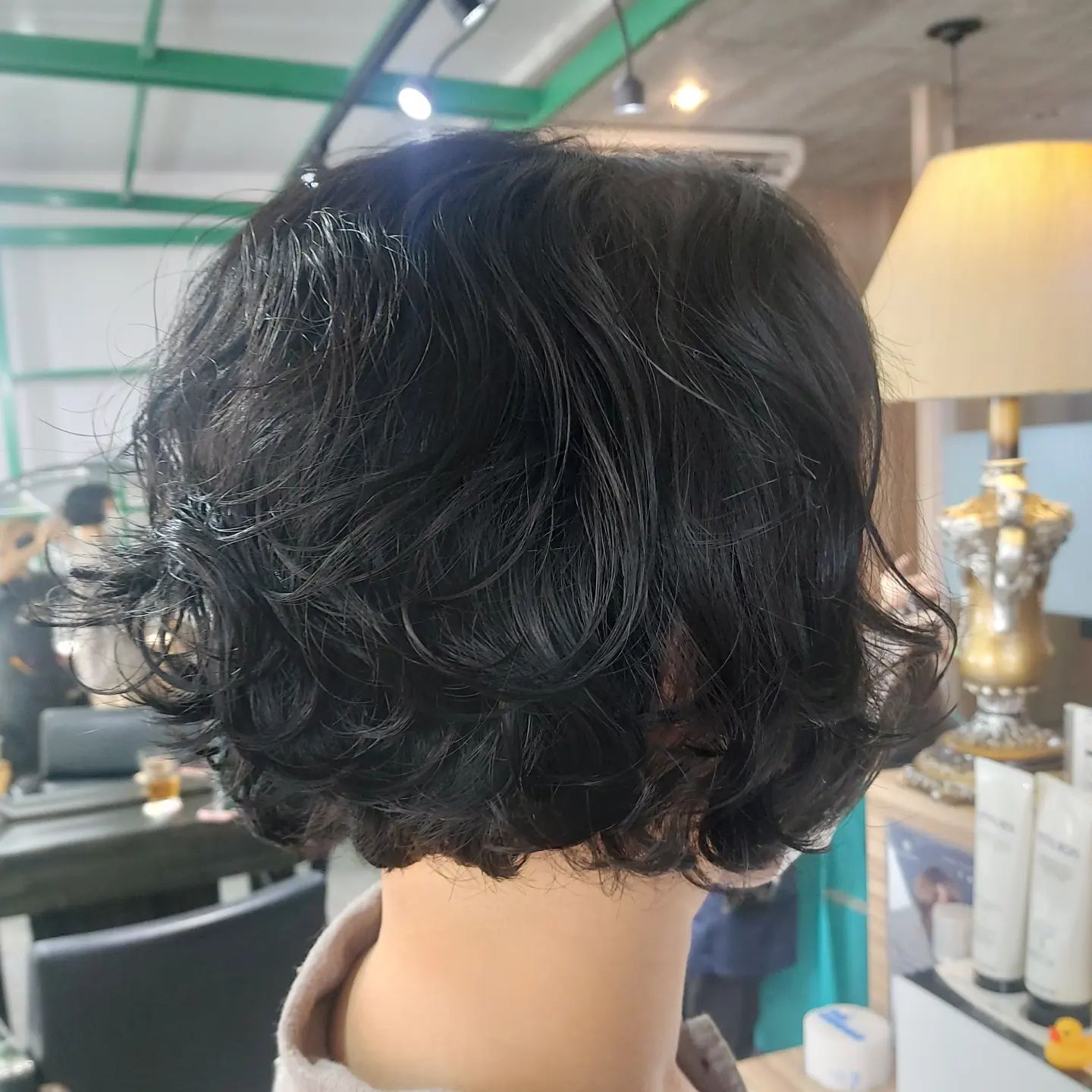 Cut+perm+treatment Milbon 
️Free parking available
สามารถโทรจองคิวได้ที่
02-042-8385
LINE Account : https://lin.ee/3NZFLGo
หรือทางเว็บไซด์
https://lilachokkaido.com/booking/
ทางไปเลือก VIP Gift Voucher↓
https://www.gowabi.com/en/provider/lilac-by-106-hair  #ร้านเสริมสวย #ร้านเสริมสวยทองหล่อซอย5 #ทองหล่อซอย5 #thonglorsoi5 #salon #thonglor #salonthonglor #lilacby106 #106hairstudio #バンコク美容室 #バンコク #トンロー美容室 #トンローソイ5 #サロン #bangkok #stylist #perm #digitalperm #color #haircut #milbon #cut #japansalo #beauty #review #Bangkok #hair #Good #lilachokkaido
BOOKING - Spa & Hair LiLAC by 106Hair
...
lilachokkaido.com @ Spa & Hair Lilac by 106Hair