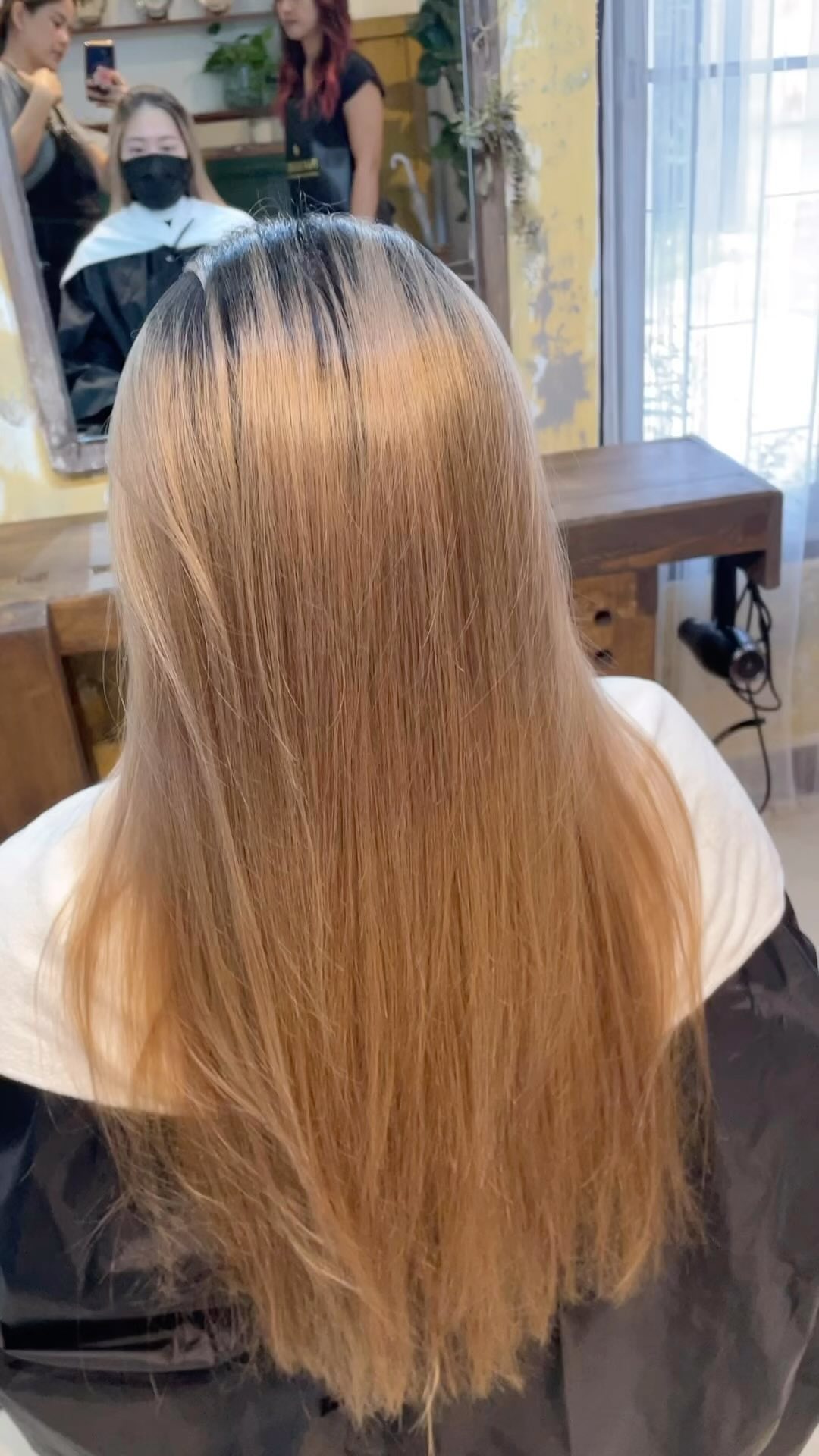 …………………………………….……………………  Cool Blond 
.
.
.
.
#cuchuhairdesign #cuchuhairsalon #haircolour #hairtransformation #hilight #babylight #blondhairdontcare