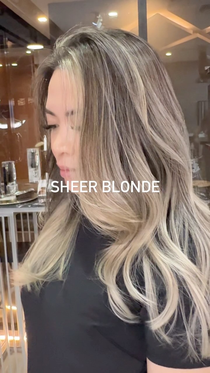 Sheer blonde balayage.
ร้านทำผม เส้นผมสดใส ตัวฉันก็สดชื่น
-
“Coloring life through hair”
-
☆☆☆☆
・ไฮไลท์,เทคนิคตัดที่ละเอียด ควบคู่ผลิตภัณฑ์และเทคนิคจากญี่ปุ่น สร้างสรรค์ทรงผม
・เข้าถึงทุกเทรนด์ไม่ว่าจะญี่ปุ่นหรือเกาหลี
☆☆☆☆
・Akiendo คือทรงผมที่เชื่อมไปถึงความมั่นใจของคุณ🤩
☆☆☆☆
・พวกเรานั้นมีรับประกันสี10วัน(ไม่รวมสีหลุดโดยธรรมชาติ)
・สำหรับท่านที่ทำไฮไลท์ครั้งแรก สามารถใส่สีอีกครั้งในราคา 1000 บาทภายใน 20 วัน
☆☆☆☆
-
ที่ตั้งร้าน ร้านอยู่ใกล้กับ บีทีเอสพร้อมพงษ์ ในซอยสุขุมวิท 39 ซอยพร้อมศรี 1 metropole residence ชั้น1 ร้านมีที่จอดรถบริการค่ะ
Novotel suite 1st floor ,soi Phrom si1,Sukhumvit39
จองคิวหรือสอบถามได้ที่เบอร์ tel:020048180
Line@: aki-endo
เวลาทำการ: 10:00AM – 8:00PM (หยุดทุกวันอังคาร Tueday closed)  #haircut  #haircolor #hairstyle #akiendo #bangkokhairsalon #ตัดผมสไตล์ญี่ปุ่น #เซ็ตผม #ทำสีผม #ตัดผม #หน้าม้า #หน้าม้าซีทรู #ร้านทำผม #ร้านทำผม #สุขุมวิท #ไฮไลท์ #ทรงผมเกาหลี #ดัดผม #ทรงผมสไตล์เกาหลี #สไตล์เกาหลี #ม้วนผม #ผมสั้น #ฟอกผม #ย้อมผม #バンコク美容院 #バンコク美容室