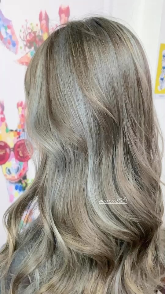 Cut+ hi light+color + olaplex+milbon treatment 
 ทำผมโดยช่างญา ช่างทำผมสไตล์ญี่ปุ่น 
️ Free parking available 
ร้านเปิดให้บริการ 9.00-18.30 
สำรองคิวได้ที่เบอร์
️02-662-7106
24hours web reservation
https://reservia.jp/reserve/menu/2c7018bae1?start_page=2&is_guest=1
LINE account
https://lin.ee/3Cm0Ksiac  #coco106 #106hair #digitalperm #coolperm #color #hiligth #milbon #salon #beauty #treatment #straight #cut #sodashower #shothair #longhair #japan #bangkok #sukhumvit39 #ร้านเสริมสวยในกรุงเทพ