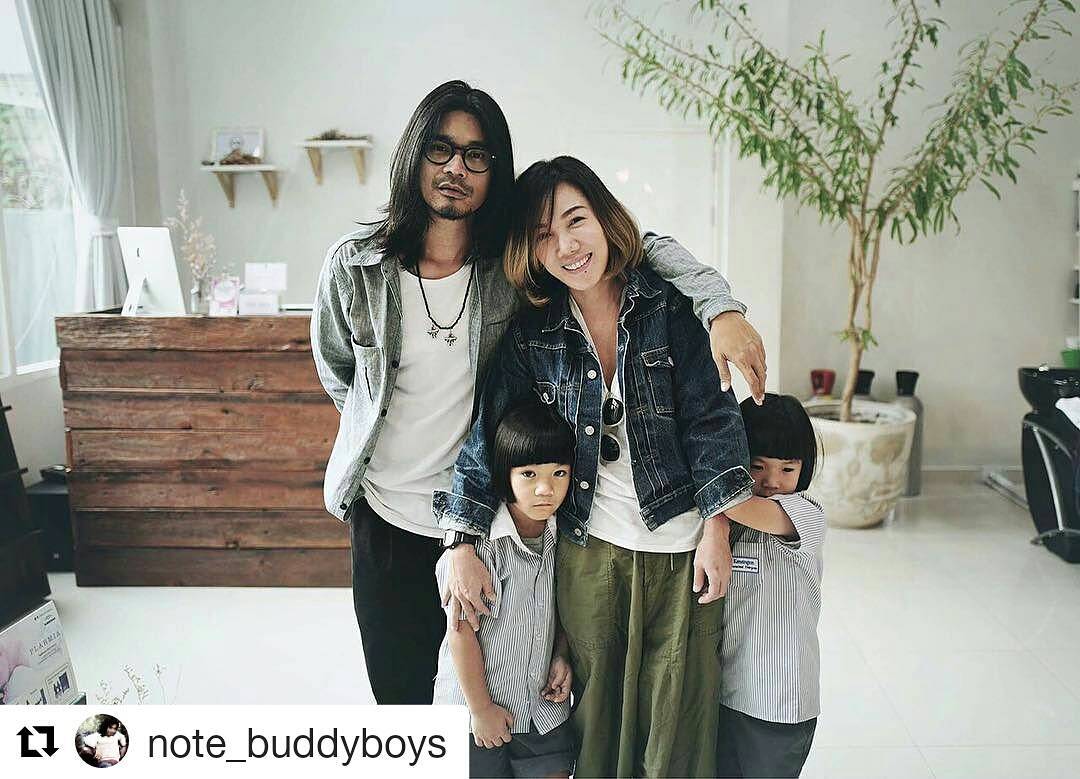 #Repost @note_buddyboys ・・・
big thx  @lusrica_salon  ตัดผมให้บ้าน buddy boys' ทั้งบ้าน ร้านออแกนนิคมากนึกว่าอยู่tokyoนะเนี่ย  #leicaq