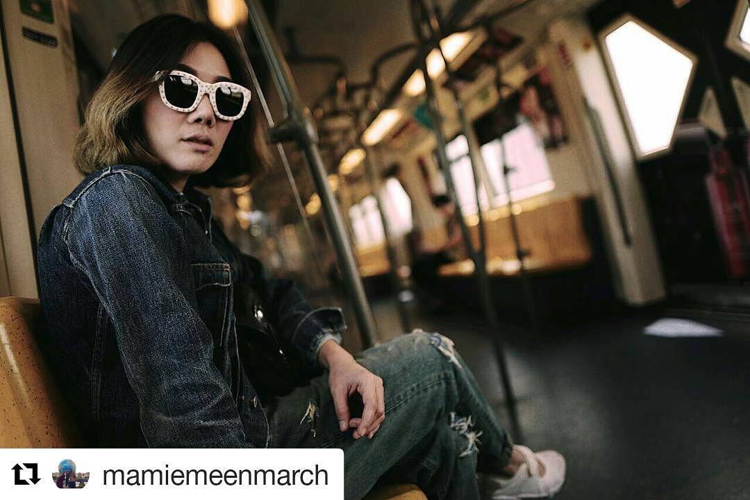 คุณลูกค้าน่ารัก โพสให้ตลอด อาทิตย์หน้ามานะคะ k'@mamiemeenmarchk'@note_buddyboys  #Repost @mamiemeenmarch with @repostapp
・・・
ฝนตกรถติดสั่งคุกกี้เค้าไปติดรถไว้นะ #mamiemeenmarchbakehouse 
ผมทรงนี้ได้มาจากร้านนี้ @lusrica_salon แว่นร้านนี่ @numkanzai กางเกงยี่ห้อนี้ @leejeansth ตัวอยุ่ในนี้🚈หัวใจเค้าอยุ่ในนั้น  ขนมโฮมเมดแม่บ้านเค้าแต่งตัวแบบนี้แหละ  #hair #haircut #hairstyles #haircolor #hairstyle #hairfashion #lifestyle #organic #salon #salonlife #beauty #beautyblogger #fashion #fashionblogger #streetstyle #streetfashion #streetphotography #thailand #bangkok #bangkokfashion #thonglor