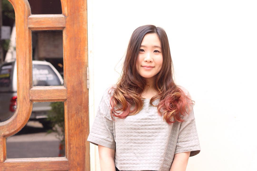 Thank you for coming ka:) #dearhairdesign #prompong #sukhumvit 39 #hair #hairstyle #haircut #cutegirsl #haircolor #hairperm #hairperfect #salon #fashion #longhairfashion #fashionblogger #beauty #streetstyle #streetfashion #organic #haircut #bangkok #thailand