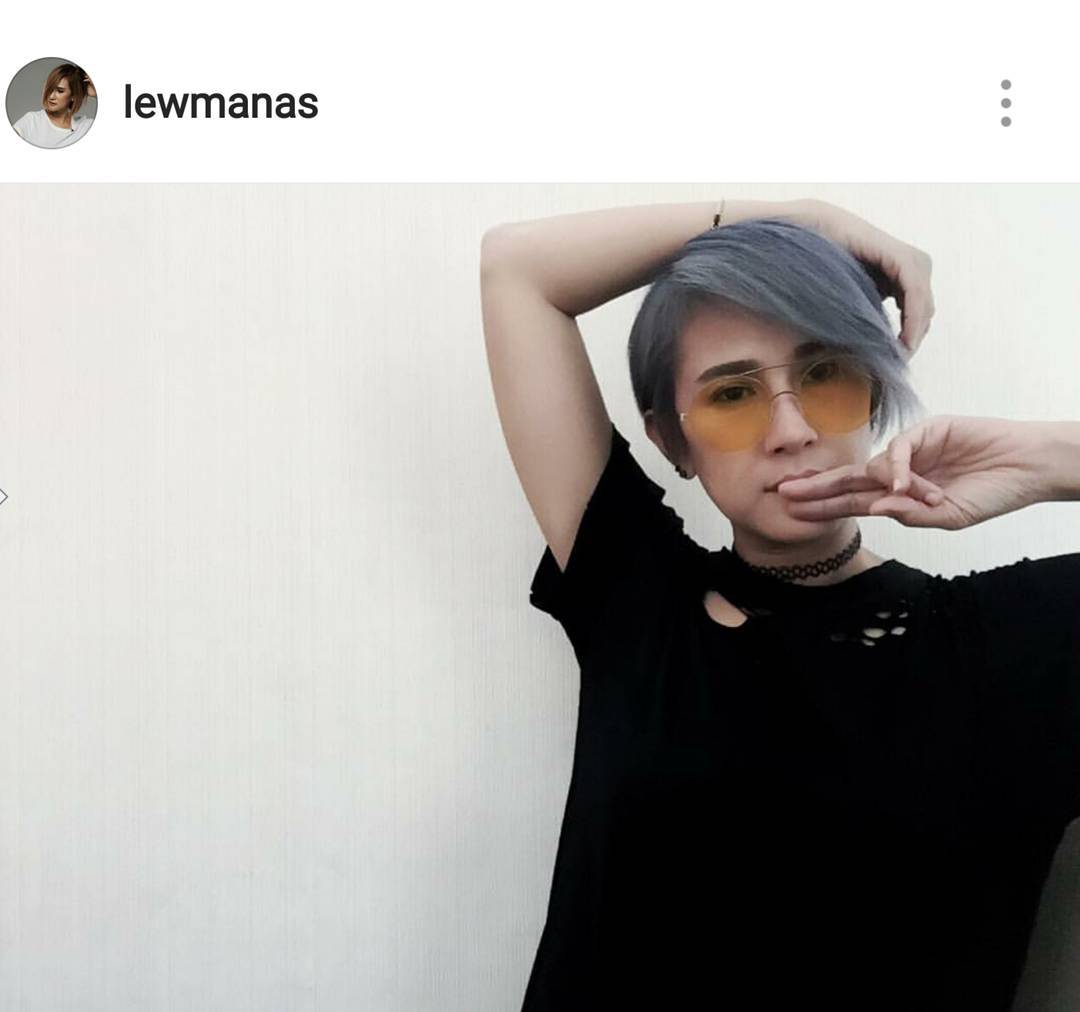 ชอบสีผมคุณลูกค้ามากๆ ขอบคุณนะคะที่มาลอง k'@lewmanas  แวะมาอีกนะคะ 🙂
#lusrica #lusrica_salon #urthonglor #thonglor13 #hair #haircut #haircolor #hairsalon #organicsalon #bkk #thailand #bangkok