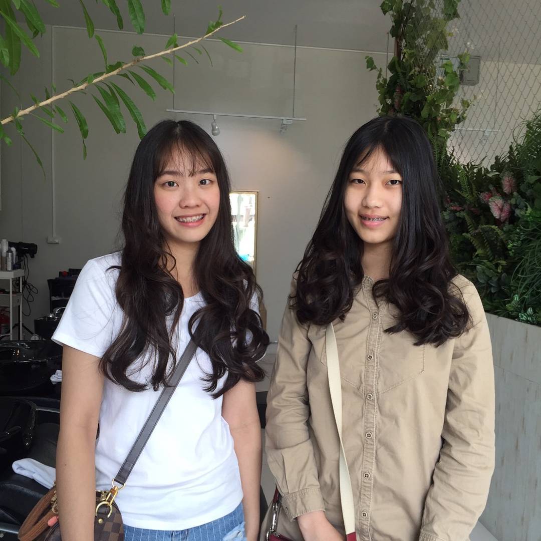 ขอบคุณคุณลูกค้ามากๆๆนะคะ ที่แวะมาใช้บริการที่ @lusrica_salon  #hair #haircut #hairstyles #haircolor #hairstyle #hairfashion #lifestyle #organic #salon #salonlife #beauty #beautyblogger #fashion #fashionblogger #streetstyle #streetfashion #streetphotography #thailand #bangkok #bangkokfashion #thonglor