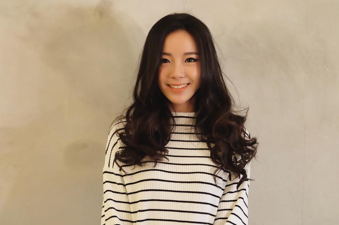 ขอบคุณ K.Tubtim ที่ไว้วางใจมาทำผมกับร้านDearมากนะคะ  #dearhairdesign #prompong #sukhumvit39 #hair #hairstyle #haircut #cutegirsl #haircolor #hairperm #hairperfect #salon #fashion #fashionblogger #beauty #streetstyle #streetfashion #organic #haircut #bangkok #thailand