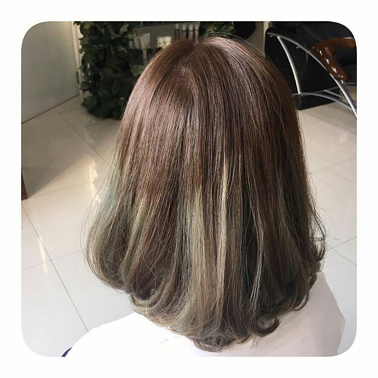 @Regrann from @nungningtony -  K.panida☘️ทำสีผม และhighlight ประกายหม่นๆ☘️🌲 @lusrica_salon 
#hair #haircut #hairstyles #haircolor #hairstyle #hairfashion #lifestyle #organic #salon #salonlife #beauty #beautyblogger #fashion #fashionblogger #streetstyle #streetfashion #streetphotography #thailand #bangkok #bangkokfashion #thonglor #friends