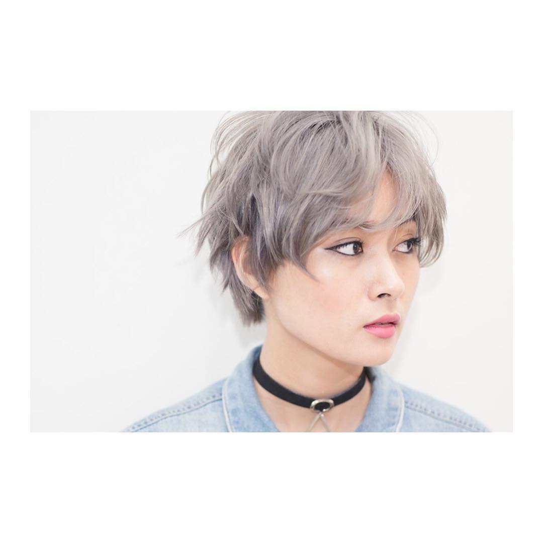 @kakeru_lusrica
・・・
Pale tone's ashgray color. Excellent compatibility with cool shortcuts.  Direction @kakeru_lusrica Please see him @lusrica_salon 🙂 Tel.02-0092616 #lusrica #lusricasalon #hair #haircut #haircolor #hairsalon #hairstyle #organicsalon #bkk #thailand #bangkok #salon #sony #a7ii #leica #summilux #hairdresser #snap #digitalperm #バンコク #日系サロン #海外美容師求人 #ashgray #hightonecolor # #エヌドットナチュラルバーム #ナプラ