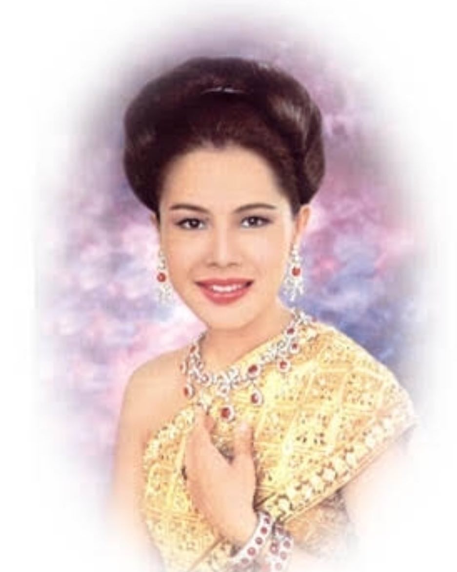 เนื่องในโอกาสมหามงคลเฉลิมพระชนมพรรษา สมเด็จพระนางเจ้าสิริกิติ์ พระบรมราชินีนาถในรัชกาลที่ 9
ขอพระองค์ทรงพระเจริญ
ข้าพระพุทธเจ้า คณะผู้บริหาร และ พนักงาน #HairAtelierADOR