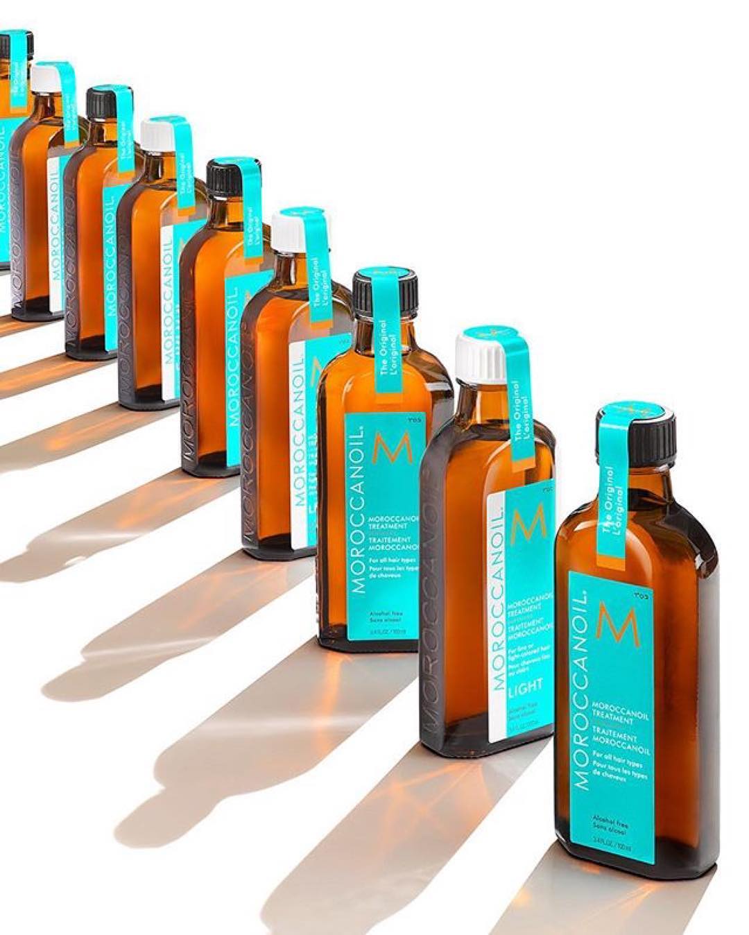 #Repost @moroccanoil
・・・
Never a hair out of place thanks to Moroccanoil Treatment