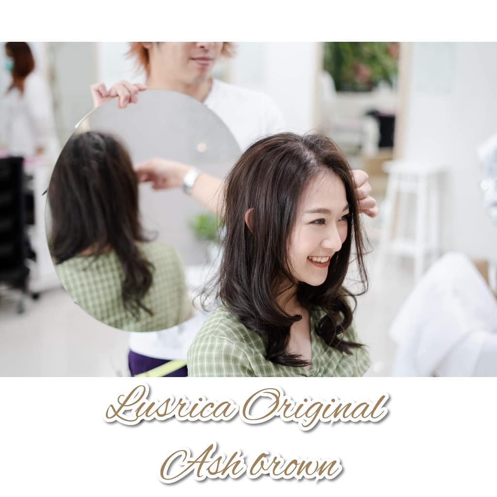 Cut + Original ash brown color 2330 B
M+500 L+700 -----------------------------------------------------
Lusrica Salon ซอยทองหล่อ 11 (UR Build)
Tel