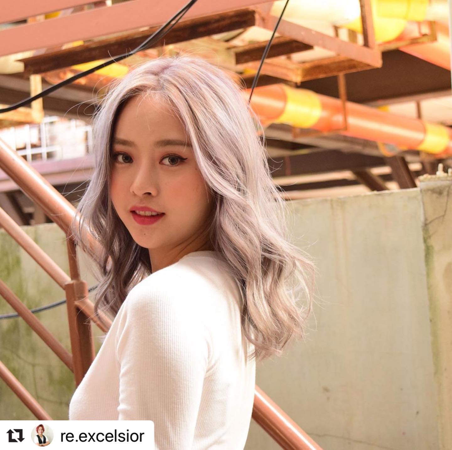 #Repost @re.excelsior with @make_repost
・・・
สีเหมาะกับสาวๆที่อยากเปลี่ยนลุคให้ดูเปรี้ยวแต่ยังคงความสกใสน่ารักๆ🤗 Use Japanese technology to minimize damage and get the color you need for shiny hair.
.  เราใช้เทคโนโลยีญี่ปุ่นเพื่อลดความเสียหายของเส้นผมและรับสีที่คุณต้องการสำหรับผมเงางาม
.
Model @g.fir 
Hair @re.excelsior 
Salon @lusrica_salon .
.
Lusrica Salon Thonglor 11 (UR Build)  : 02-009-2616 : https://g.page/LUSRICA-SALON?share 
Open: Mon-Sun 10:00-18:30 
Close: Every Wednesday 
#lusrica #hairdresser #highlight #hair #haircut #hairstyles #haircolor #hairfashion #organic 
#salon #salonlife #streetstyle #streetfashion #streetphotography #thailand 
#bangkok #bangkokfashion #thonglor #ตัดผม #ทำผม #ยืดผม #ดัดผม 
#ยืดเคราติน #ยืดวอลลุ่ม #ทำสีผมแฟชั่น #แนะนำร้านทำผม #ยืดโคนดัดปลาย  #ร้านทำผมทองหล่อ #ทำสีผม