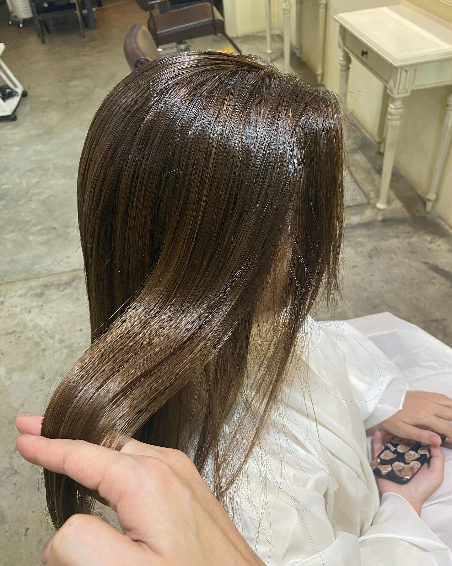 Double color with high-light  Have to use Bleach color️  Mono-tone Gray color  https://www.dear-hair-design.com  #ร้านเสริมสวย  #ตัดผม #ทำสี #ดัดผม #สวยงาม #น่ารัก #กรุงเทพ #bangkok #hair #hairstyle #haircare #haircut #perm  #color #dear #hairdresser #japanese #hairstylist #美容院 #海外美容師 #バンコク #バンコク駐在 #バンコク生活 #バンコクライフ #バンコク美容院 #バンコク美容室