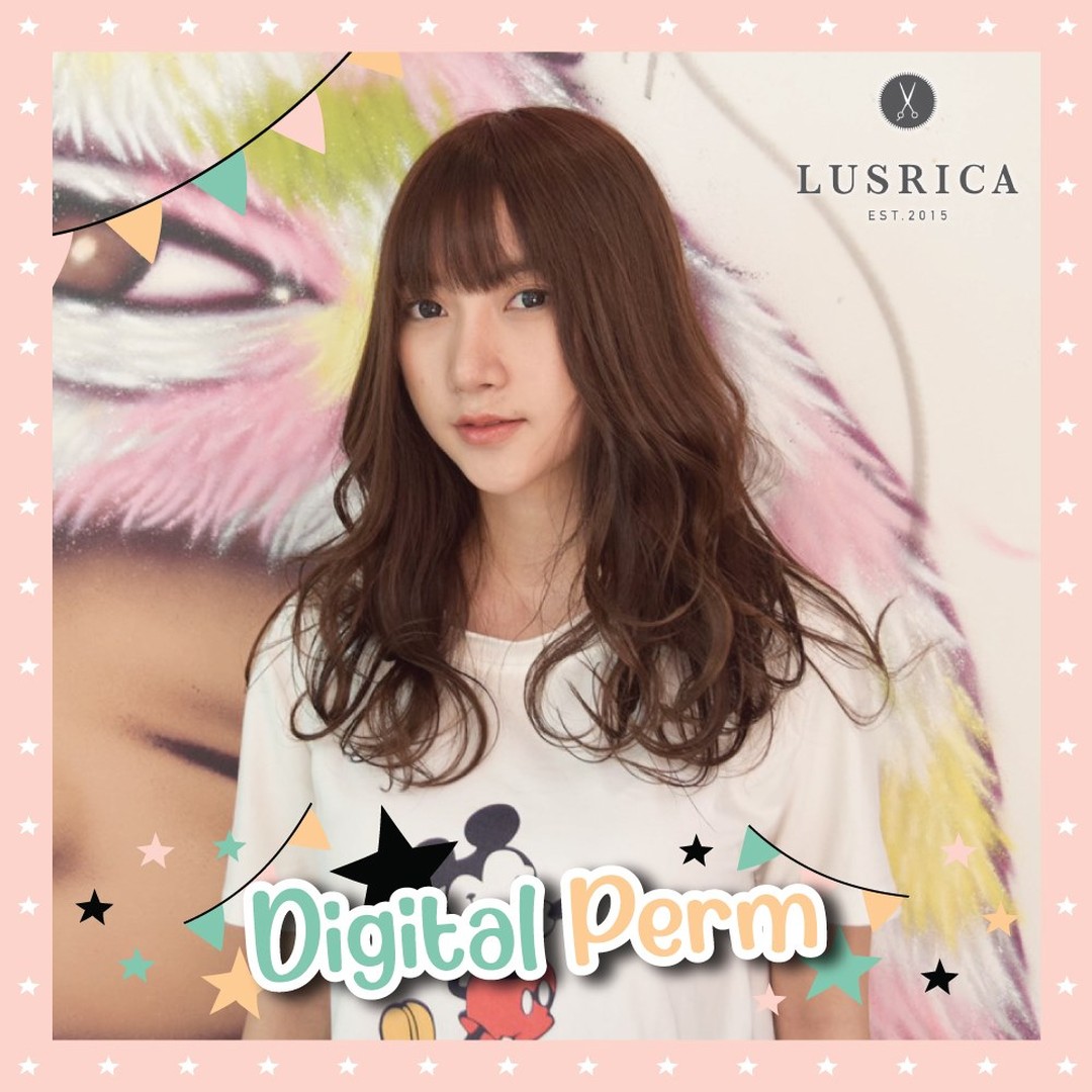 จัดทรงทุกวันให้ง่ายและงดงามขึ้นกับ Digital Perm♪  ตอนนี้ที่ร้านเรามีโปรโมชั่นลด 20% สำหรับการดัดดิจิตอลด้วยนะคะ^^  การดัดดิจิตอลจะทำให้การจัดทรงผมของสาวๆง่ายขึ้น พร้อมกับมีลอนสวยๆที่อยู่ได้นานและดูเป็นธรรมชาติ ช่วยเนรมิตให้ผมดูมีชีวิตชีวาและน่ารักเพิ่มยิ่งขึ้นด้วยนะคะ ‍ 
รีบหน่อยนะคะ เพราะโปรโมชั่นดีๆมีจนถึงสิ้นเดือนนี้เท่านั้นค่ะ !
____________________  Booking: 02-009-2616 
 Online Booking: https://reservia