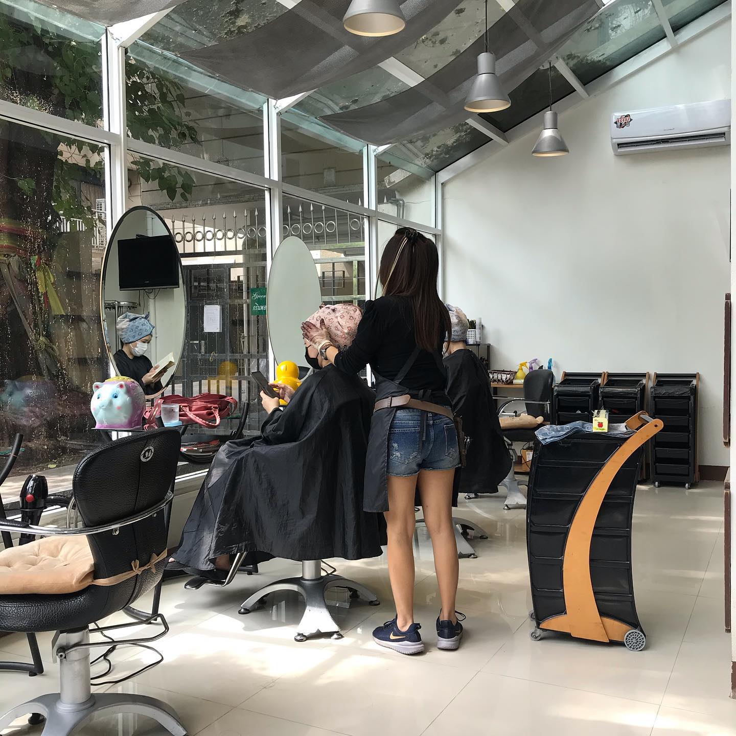 สวัสดีค่ะร้านเปิดให้บริการแล้วค่ะ 
For Songkarnday
Shop Hair Will Close Service 
From 12th-15th April 2021
Will Open to Service Again 
On 16th April 2021
.
ร้านทำผม 106 ANNEX️
เวลาทำการ 10:00 - 19:30 โทรจอง 02-2679-106
Silom 6 (We Space) *รบกวนจองเวลาก่อนมารับบริการทุกครั้งนะคะ
#106hair #106AnnexReMAKE #digitalperm #คะsodaspa #highlightcolor #hairsalon #bangkokbeauty
#bangkok #thailand #ร้านทำผม #กรุงเทพฯ #สีลมซอย6 @ 106 Hair / ANNEX REMAKE สวัสดีค่ะร้านเปิดให้บริการแล้วค่ะลูกค้าท่านใดอยากตัดผม ทำสีผม ยืดผม มีโปรโมชั่นพิเศษนะค่ะมีทั้งทางไลน์และทาง Gowabi ค่ะ หรือจะอยากทำตัวอะไรสอบถามรายละเอียดกับทางร้านได้ค่ะ
.
ร้านทำผม 106 ANNEX️
เวลาทำการ 10:00 - 19:30 โทรจอง 02-2679-106
Silom 6 (We Space) *รบกวนจองเวลาก่อนมารับบริการทุกครั้งนะคะ
#106hair #106AnnexReMAKE #digitalperm #คะsodaspa #highlightcolor #hairsalon #bangkokbeauty
#bangkok #thailand #ร้านทำผม #กรุงเทพฯ #สีลมซอย6 @ 106 Hair / ANNEX REMAKE