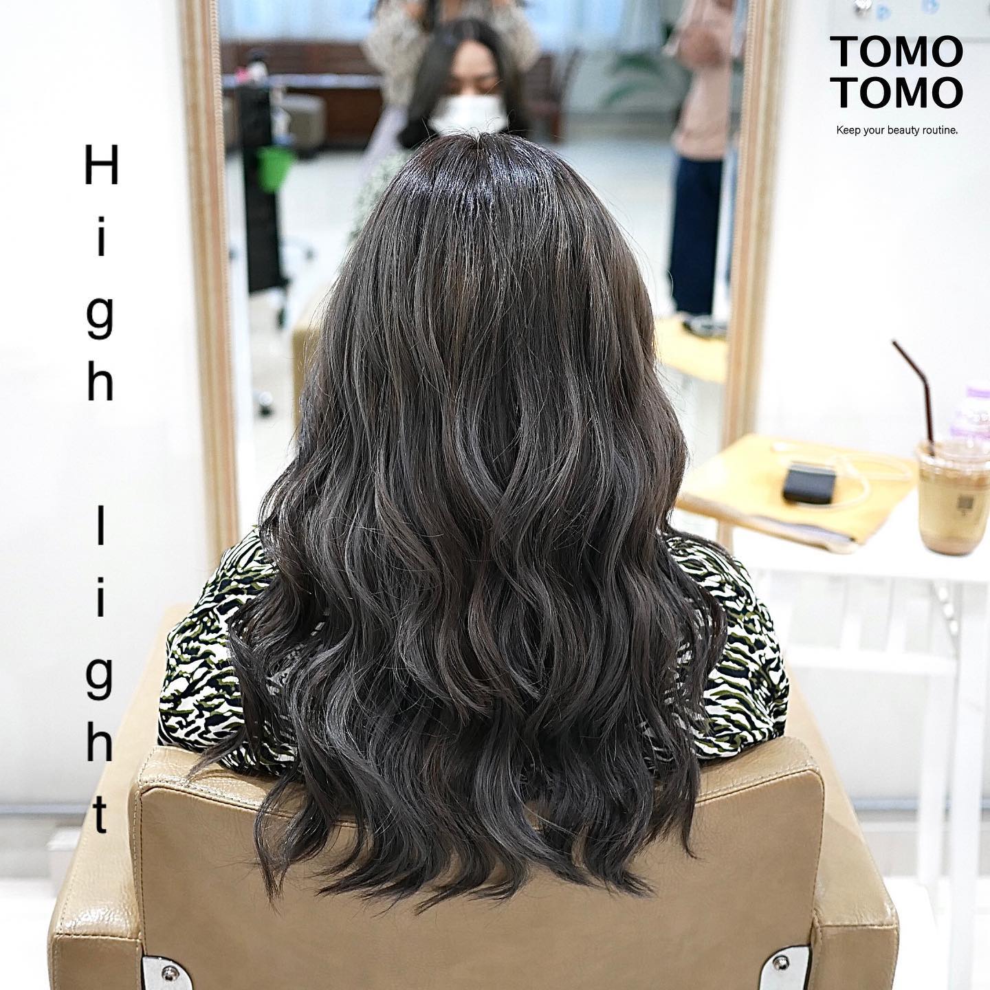 “ High light “🤍  🧡 จองคิวผ่าน Inbox หรือ 
️ โทร : 02-009-2616 
🧡 Line: @tomotomo
🧡 Online Booking: https://reservia.jp/reserve/login/5055?locale=th  เวลาทำการ: จันทร์-อาทิตย์ 10:00-18:30
 หยุดทุกวันพุธ
 https://g.page/LUSRICA-SALON?share
#hairstyle #haircut #haircolor #hairfashion #salon #thailand #hairdresser #ทำผม #ยืดผม #ดัดผม #ยืดเคราติน #ยืดวอลลุ่ม #ทำสีผมแฟชั่น #แนะนำร้านทำผม #ร้านทำผมทองหล่อ