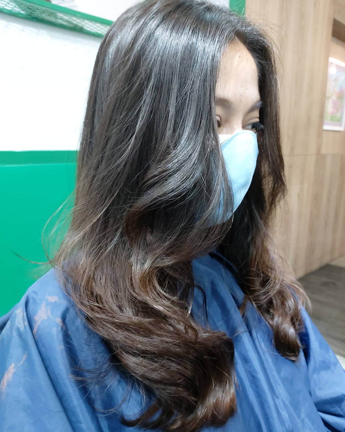 Cut+Digital perm +treatment  ️Free parking available
สามารถโทรจองคิวได้ที่
02-042-8385
LINE Account : https://lin