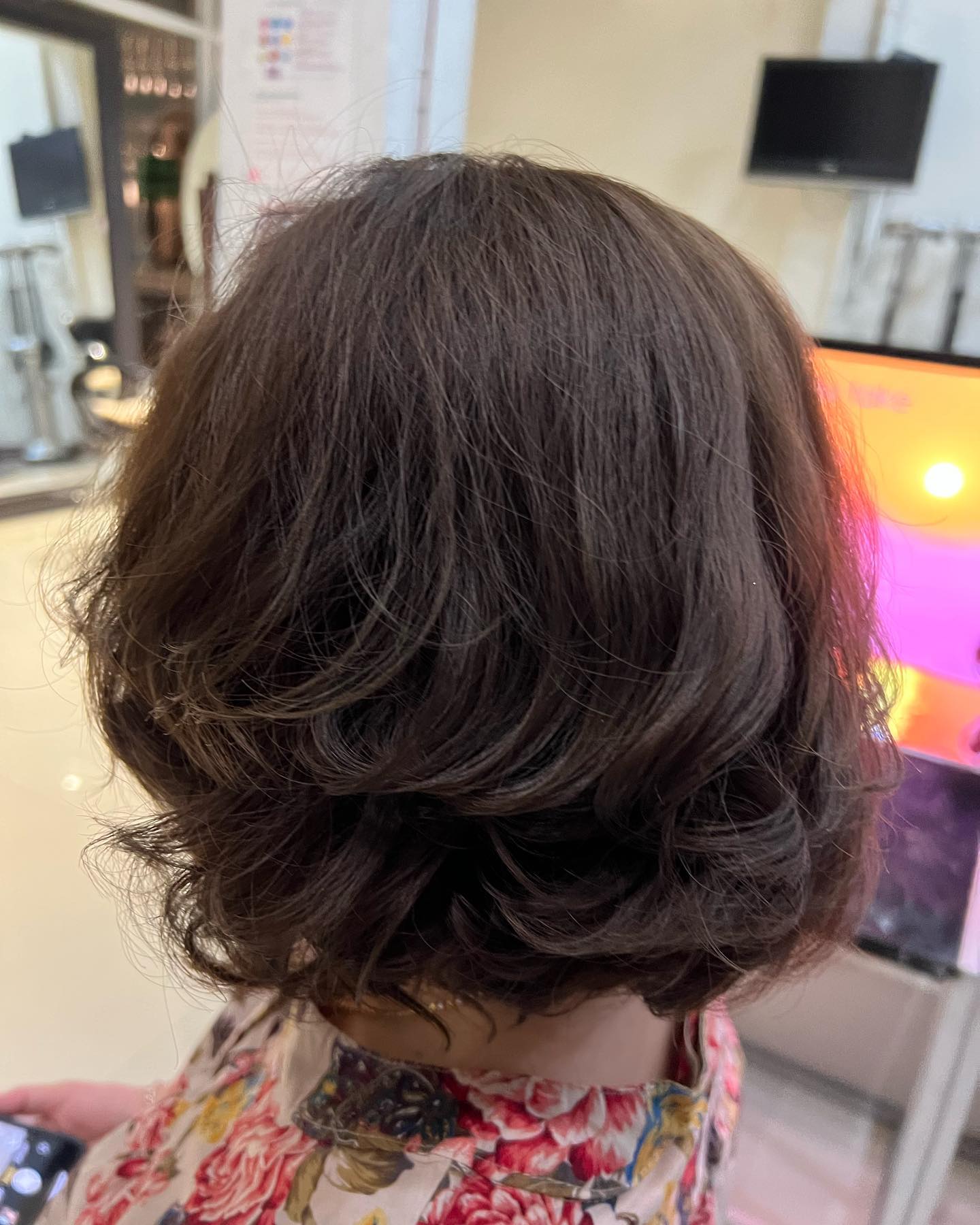 Cut +Perm+Color +Milbon treatment  สวัสดีค่ะ ตอนนี้พร้อมให้บริการแล้วคะ สนใจสอบถามและจองคิวกับทางร้านได้ที่เบอร์ 02-2679-106ค่ะ
.ร้านทำผม 106 ANNEX ‍♀️
เวลาทำการ 10:00 - 19:30 
ทางร้านมีบริการจอดรถฟรีค่ะ
 ️Free parking available
Silom 6 (We Space) *รบกวนจองเวลาก่อนมารับบริการทุกครั้งนะคะ
#106hair #106AnnexReMAKE #digitalperm #คะsodaspa #highlightcolor #hairsalon #bangkokbeauty
#bangkok #thailand #ร้านทำผม #กรุงเทพฯ #สีลมซอย6 @ 106 Hair / ANNEX REMAKE