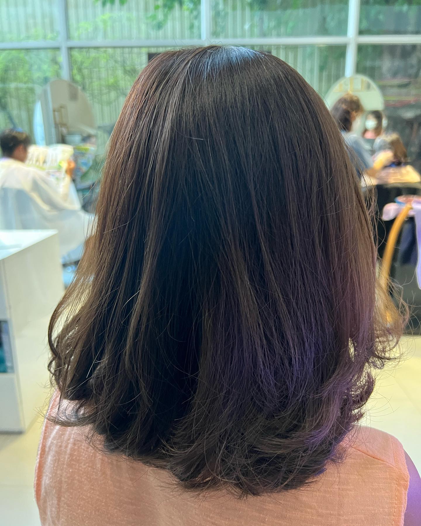 Cut+color +olaplex +treatment Milbon 
ขอบคุณที่มาใช้บริการคะ ตอนนี้พร้อมให้บริการแล้วคะ สนใจสอบถามและจองคิวกับทางร้านได้ที่เบอร์ 02-2679-106ค่ะ
.ร้านทำผม 106 ANNEX ‍♀️
เวลาทำการ 10:00 - 19:30 
ทางร้านมีบริการจอดรถฟรีค่ะ
 ️Free parking available
Silom 6 (We Space) *รบกวนจองเวลาก่อนมารับบริการทุกครั้งนะคะ
#106hair #106AnnexReMAKE #digitalperm #คะsodaspa #highlightcolor #hairsalon #bangkokbeauty
#bangkok #thailand #ร้านทำผม #กรุงเทพฯ #สีลมซอย6 @ 106 Hair / ANNEX REMAKE