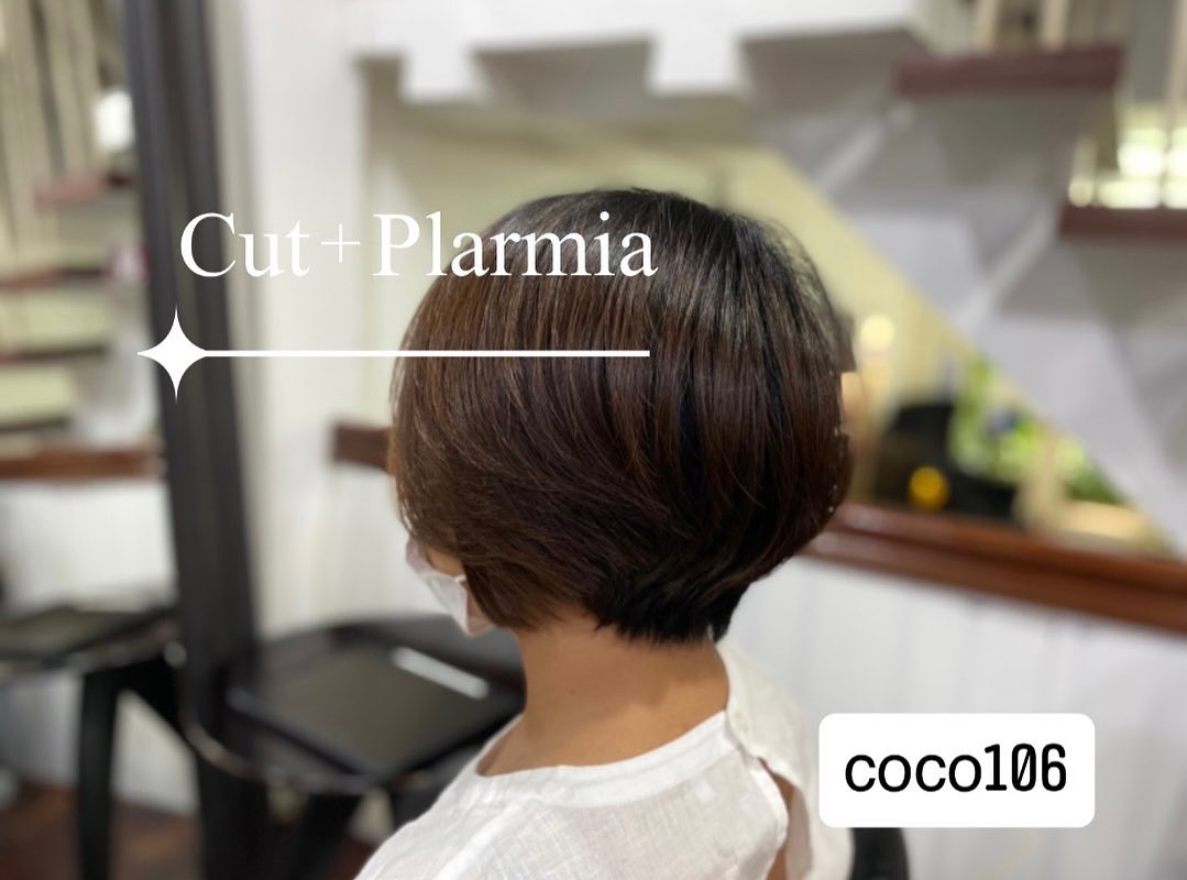 Cut+Plarmia 
ทำผมโดยช่างญา ช่างทำผมสไตล์ญี่ปุ่น '  ร้านเปิดให้บริการ 9.00-18.30 
ลูกค้าสามารถจองคิวเข้ามาได้เลยค่ะ  ขอบคุณลูกค้าทุกท่านที่เข้ามาใช้บริการค่ะ
สอบถามเพิ่มเติมหรือจองคิวทำผม
ได้ที่เบอร์โทรศัพ 02-662-7106
ลูกค้าสามารถจอดรถที่ร้านได้เลยนะคะ  อีก1ช่องทางการติดต่อ, เช็คโปรโมชั่นทางร้านหรือจองคิวทำผม สามารถแอดไลน์ของทางร้านได้เลยค่ะ
LINE account
https://lin.ee/3Cm0Ksiac  #106hair #coco106 #sukhumvit39 #ร้านทำผม106coco #ร้านทำผม106 #สระโซดาสปา #ไฮไลท์สีผม #ทำสีผม #ร้านทำผม #ร้านทำผมในกรุงเทพ #ร้านเสริมสวยในกรุงเทพ