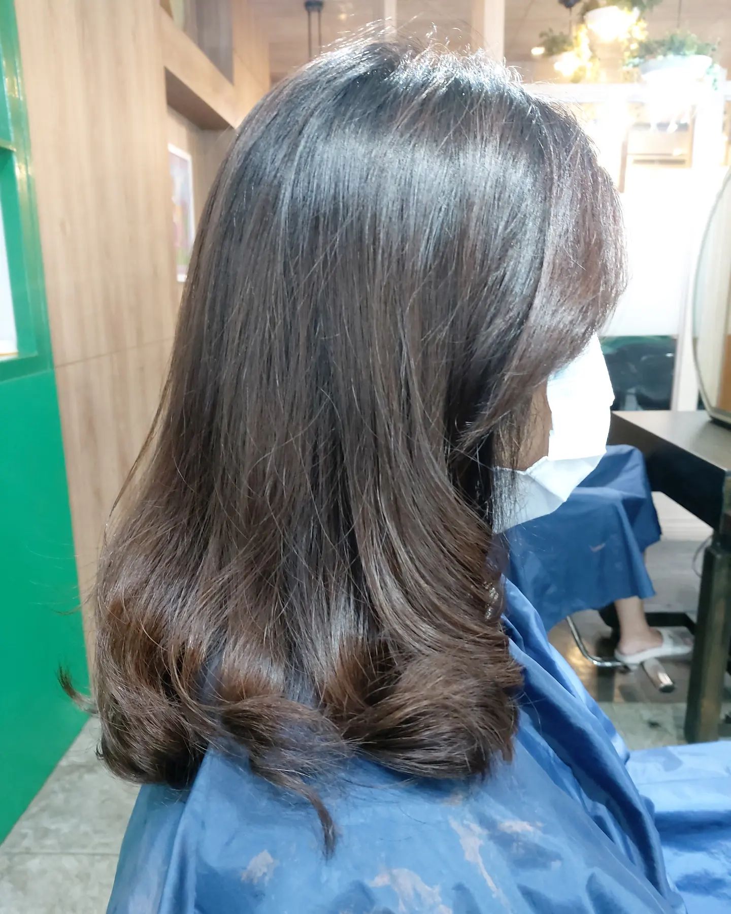 Cut+Digital perm +treatment Milbon  ️Free parking available
สามารถโทรจองคิวได้ที่
02-042-8385
LINE Account : https://lin.ee/3NZFLGo
หรือทางเว็บไซด์
https://lilachokkaido.com/booking/
ทางไปเลือก VIP Gift Voucher↓
https://www.gowabi.com/en/provider/lilac-by-106-hair  #ร้านเสริมสวย #ร้านเสริมสวยทองหล่อซอย5 #ทองหล่อซอย5 #thonglorsoi5 #salon #thonglor #salonthonglor #lilacby106 #106hairstudio #バンコク美容室 #バンコク #トンロー美容室 #トンローソイ5 #サロン #bangkok #stylist #perm #digitalperm #color #haircut #milbon #cut #japansalo #beauty #review #Bangkok #hair #Good #lilachokkaido
BOOKING - Spa & Hair LiLAC by 106Hair
...
lilachokkaido.com @ Spa & Hair Lilac by 106Hair