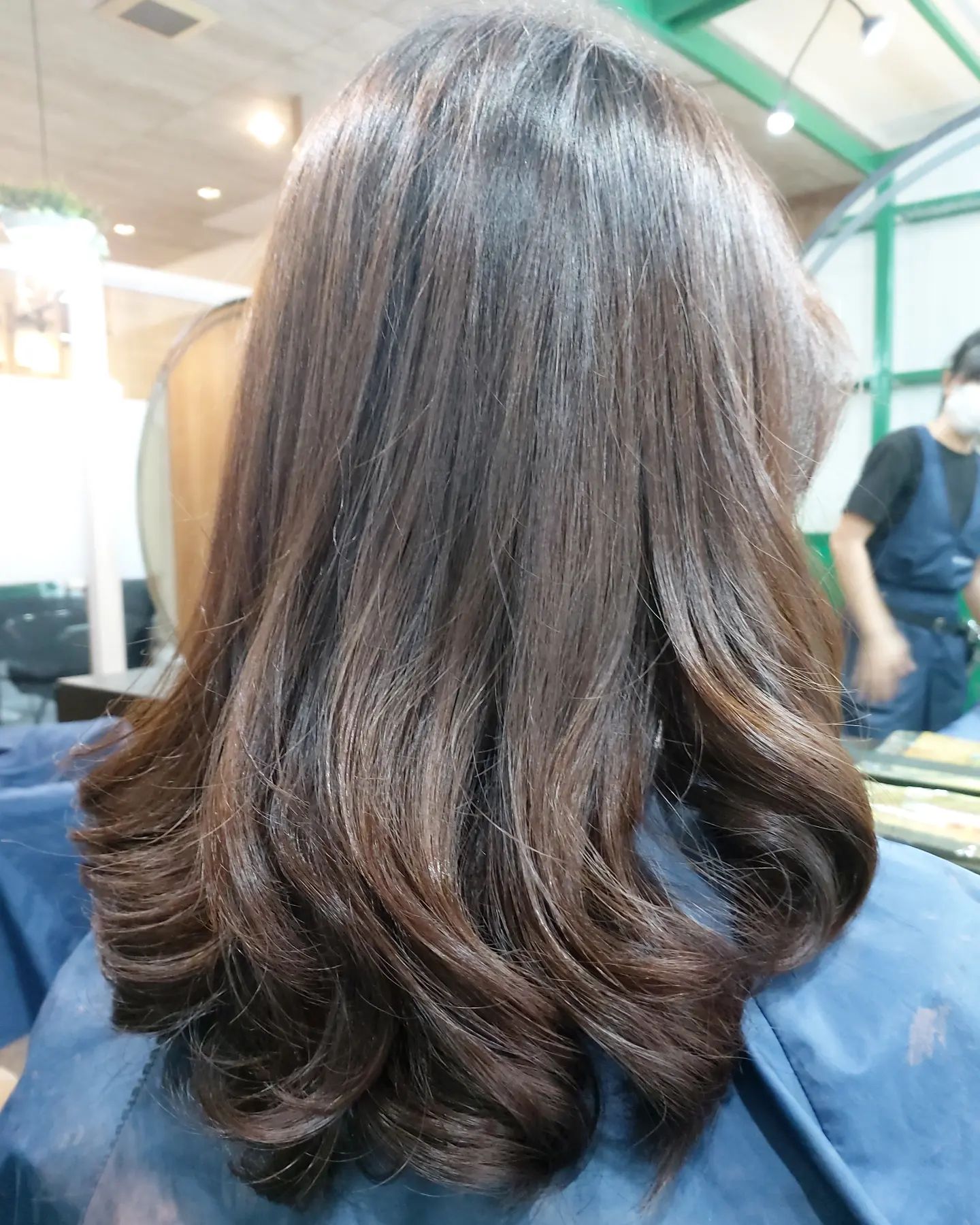 Cut+Digital perm +treatment Milbon  ️Free parking available
สามารถโทรจองคิวได้ที่
02-042-8385
LINE Account : https://lin.ee/3NZFLGo
หรือทางเว็บไซด์
https://lilachokkaido.com/booking/
ทางไปเลือก VIP Gift Voucher↓
https://www.gowabi.com/en/provider/lilac-by-106-hair  #ร้านเสริมสวย #ร้านเสริมสวยทองหล่อซอย5 #ทองหล่อซอย5 #thonglorsoi5 #salon #thonglor #salonthonglor #lilacby106 #106hairstudio #バンコク美容室 #バンコク #トンロー美容室 #トンローソイ5 #サロン #bangkok #stylist #perm #digitalperm #color #haircut #milbon #cut #japansalo #beauty #review #Bangkok #hair #Good #lilachokkaido
BOOKING - Spa & Hair LiLAC by 106Hair
...
lilachokkaido.com @ Spa & Hair Lilac by 106Hair