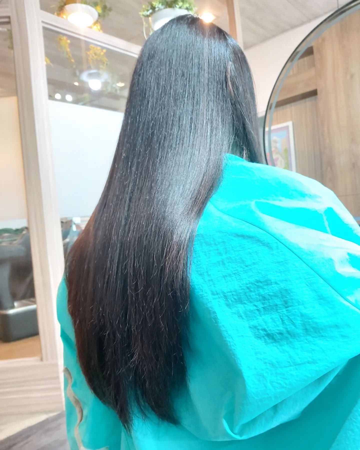 Cut+straight perm +treatment Milbon  ️Free parking available
สามารถโทรจองคิวได้ที่
02-042-8385
LINE Account : https://lin.ee/3NZFLGo
หรือทางเว็บไซด์
https://lilachokkaido.com/booking/
ทางไปเลือก VIP Gift Voucher↓
https://www.gowabi.com/en/provider/lilac-by-106-hair  #ร้านเสริมสวย #ร้านเสริมสวยทองหล่อซอย5 #ทองหล่อซอย5 #thonglorsoi5 #salon #thonglor #salonthonglor #lilacby106 #106hairstudio #バンコク美容室 #バンコク #トンロー美容室 #トンローソイ5 #サロン #bangkok #stylist #perm #digitalperm #color #haircut #milbon #cut #japansalo #beauty #review #Bangkok #hair #Good #lilachokkaido
BOOKING - Spa & Hair LiLAC by 106Hair
...
lilachokkaido.com @ Spa & Hair Lilac by 106Hair