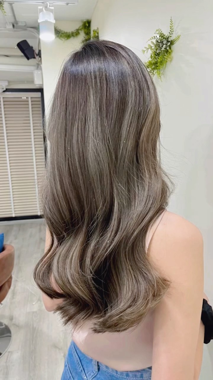 Ash Brown with highlights️