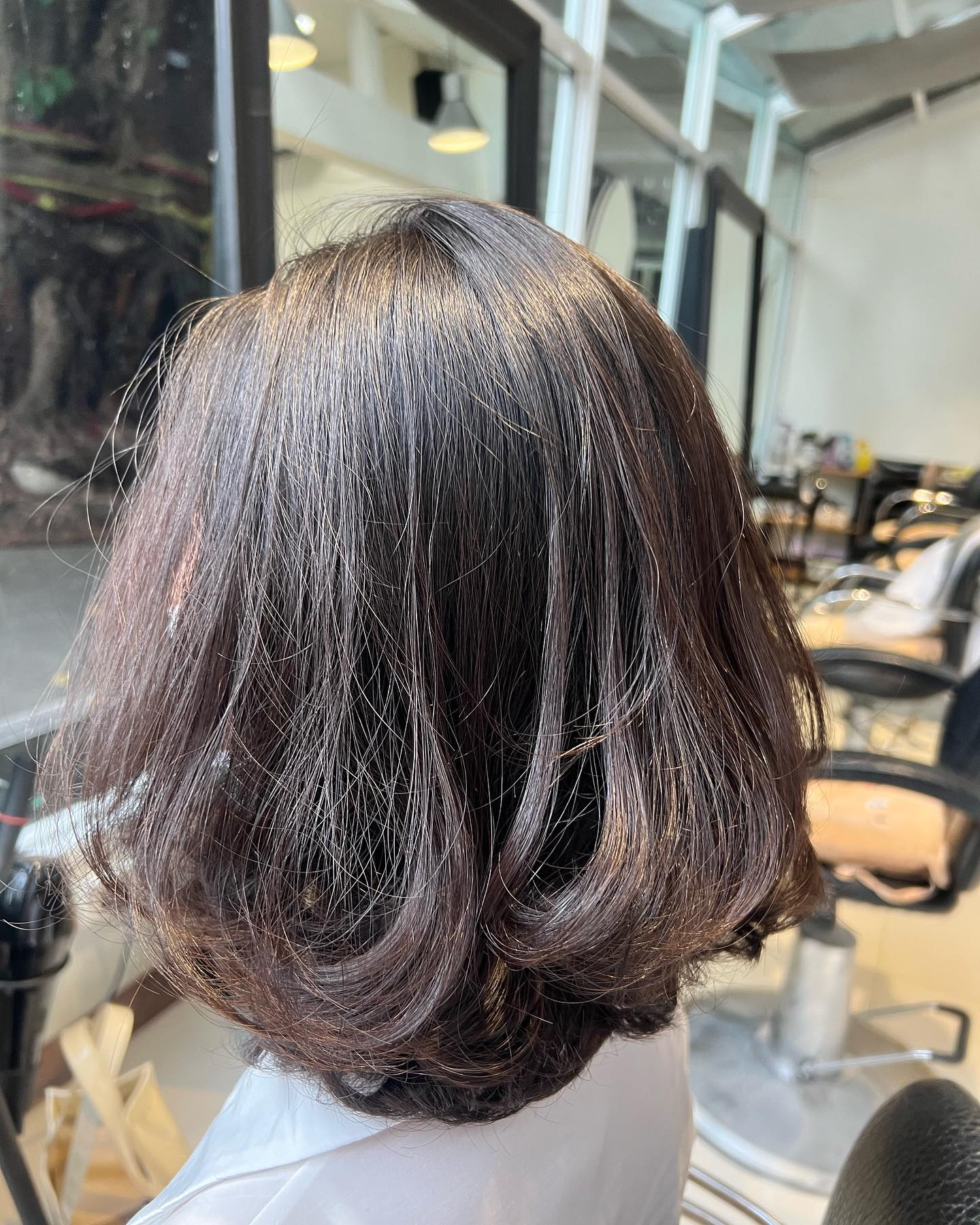 Cut+ digital perm +olaplex +treatment Milbon 
ร้านทำผมสไตล์ญี่ปุ่น สนใจสอบถามและจองคิวกับทางร้านได้ที่เบอร์ 02-2679-106ค่ะ
.ร้านทำผม 106 ANNEX ‍♀️
เวลาทำการ 10:00 - 19:30 
ทางร้านมีบริการจอดรถฟรีค่ะ
 ️Free parking available
Silom 6 (We Space) *รบกวนจองเวลาก่อนมารับบริการทุกครั้งนะคะ
#106hair #106AnnexReMAKE #digitalperm #คะsodaspa #highlightcolor #hairsalon #bangkokbeauty
#bangkok #thailand #ร้านทำผม #กรุงเทพฯ #สีลมซอย6 @ 106 Hair / ANNEX REMAKE