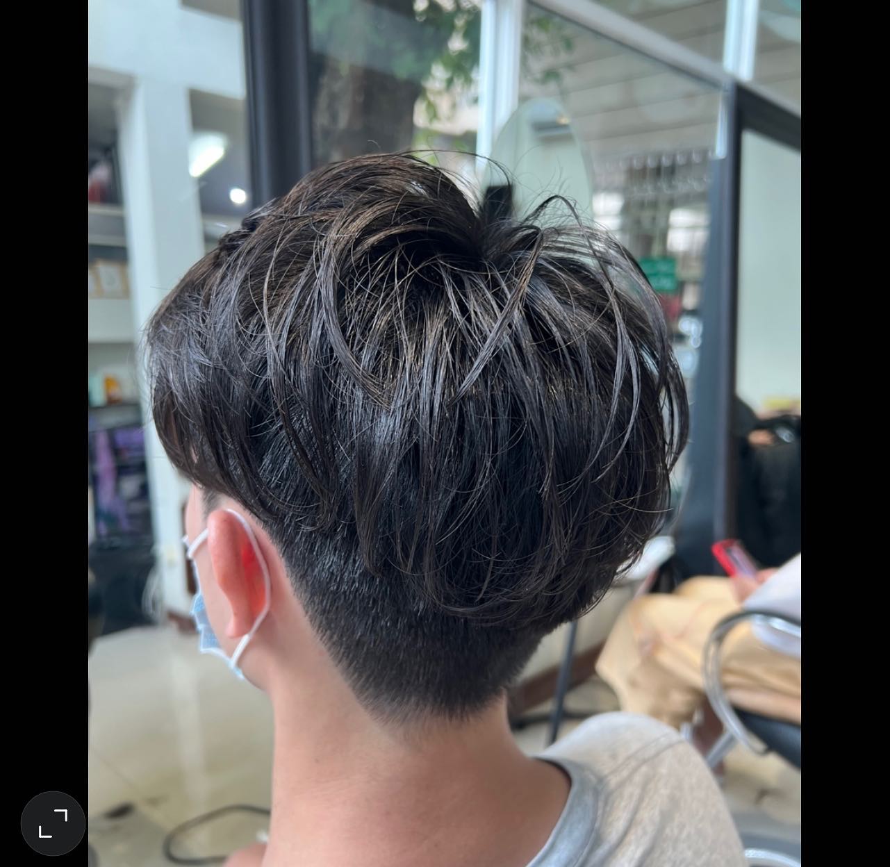 Cut +Perm + Soda 
สวัสดีคะ ร้านทำผมสไตล์ญี่ปุ่น แถวสีลม สนใจสอบถามและจองคิวกับทางร้านได้ที่เบอร์ 02-2679-106ค่ะ
.ร้านทำผม 106 ANNEX ‍♀️
เวลาทำการ 10:00 - 19:30 
ทางร้านมีบริการจอดรถฟรีค่ะ
 ️Free parking available
Silom 6 (We Space) *รบกวนจองเวลาก่อนมารับบริการทุกครั้งนะคะ
#106hair #106AnnexReMAKE #digitalperm #คะsodaspa #highlightcolor #hairsalon #bangkokbeauty
#bangkok #thailand #ร้านทำผม #กรุงเทพฯ #สีลมซอย6 @ 106 Hair / ANNEX REMAKE