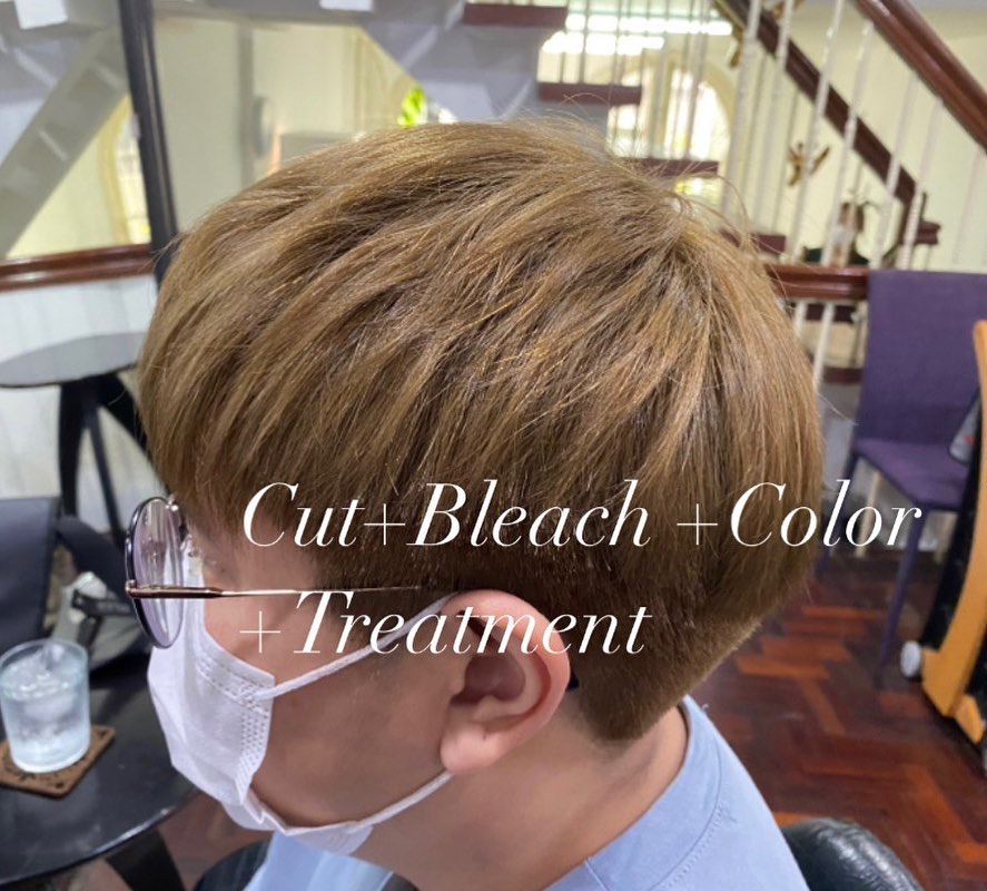 Cut+ Bleach +Color +Treatment 
ทำผมโดยช่างญา ช่างทำผมสไตล์ญี่ปุ่น '
️บริการที่จอดรถ ค่ะ  ร้านเปิดพร้อมให้บริการแล้วนะคะ
ลูกค้าสามารถเข้ามาใช้บริการ หรือโทรเข้ามาสอบถามจองคิวได้เลยค่ะ  ยินดีให้คำปรึกษาก่อนมาใช้บริการ🥰🥰
ร้านเปิดให้บริการ 9.00-18.30  ขอบคุณลูกค้าทุกท่านที่เข้ามาใช้บริการค่ะ
สอบถามเพิ่มเติมหรือจองคิวทำผม
ได้ที่เบอร์โทรศัพ 02-662-7106
ลูกค้าสามารถจอดรถที่ร้านได้เลยนะคะ  อีก1ช่องทางการติดต่อ, เช็คโปรโมชั่นทางร้านหรือจองคิวทำผม สามารถแอดไลน์ของทางร้านได้เลยค่ะ
LINE account
https://lin.ee/3Cm0Ksiac  #106hair #coco106 #sukhumvit39 #ร้านทำผม106coco #ร้านทำผม106 #สระโซดาสปา #ไฮไลท์สีผม #ทำสีผม #ร้านทำผม #ร้านทำผมในกรุงเทพ #ร้านเสริมสวยในกรุงเทพ