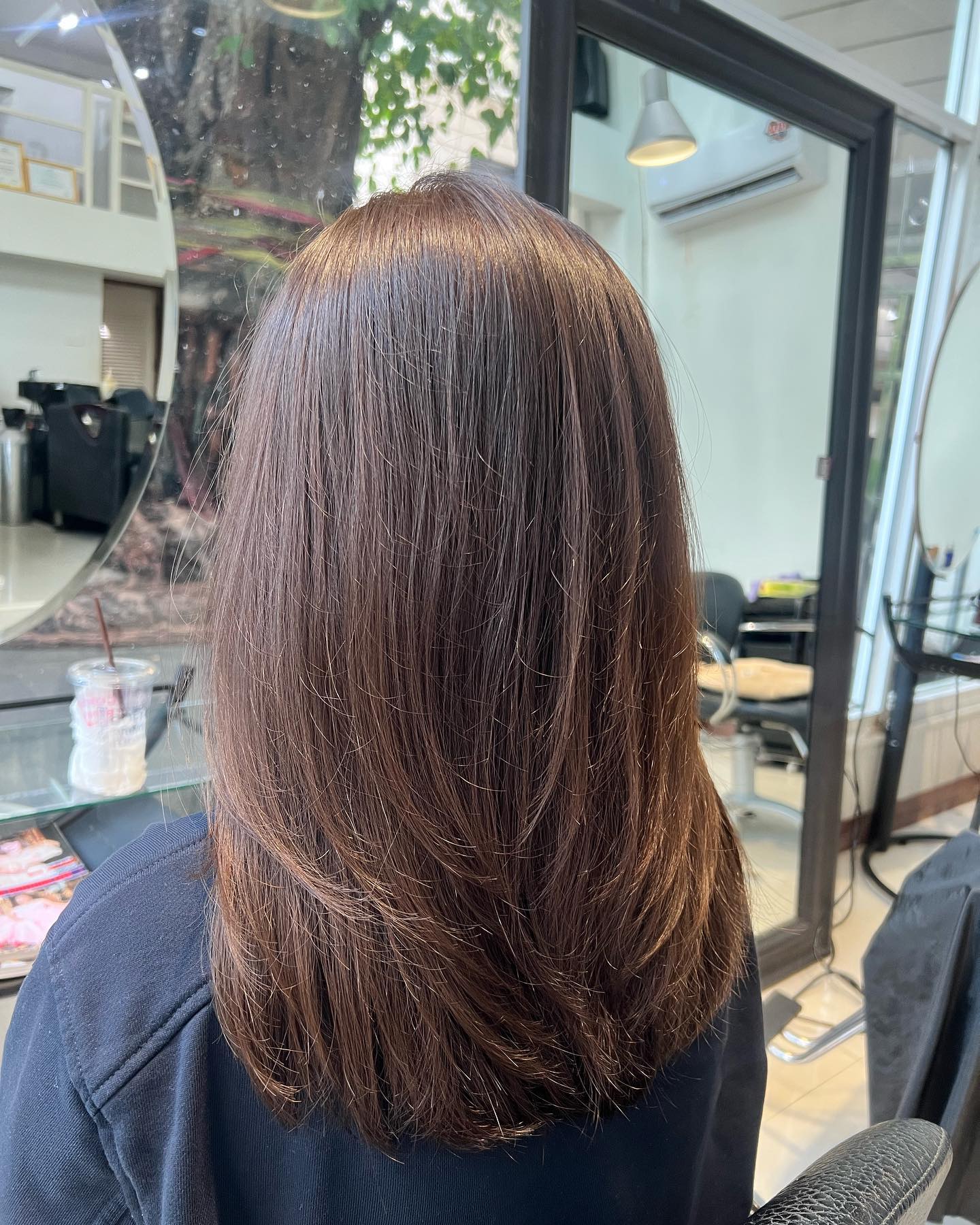 Cut+Color + Treatment Milbon 
สวัสดีคะ ร้านทำผมสไตล์ญี่ปุ่น แถวสีลม สนใจสอบถามและจองคิวกับทางร้านได้ที่เบอร์ 02-2679-106 ค่ะ
.ร้านทำผม 106 ANNEX ‍♀️
เวลาทำการ 10:00 - 19:30 
ทางร้านมีบริการจอดรถฟรีค่ะ
 ️Free parking available
Silom 6 (We Space) *รบกวนจองเวลาก่อนมารับบริการทุกครั้งนะคะ
#106hair #106AnnexReMAKE #digitalperm #คะsodaspa #highlightcolor #hairsalon #bangkokbeauty
#bangkok #thailand #ร้านทำผม #กรุงเทพฯ #สีลมซอย6 @ 106 Hair / ANNEX REMAKE