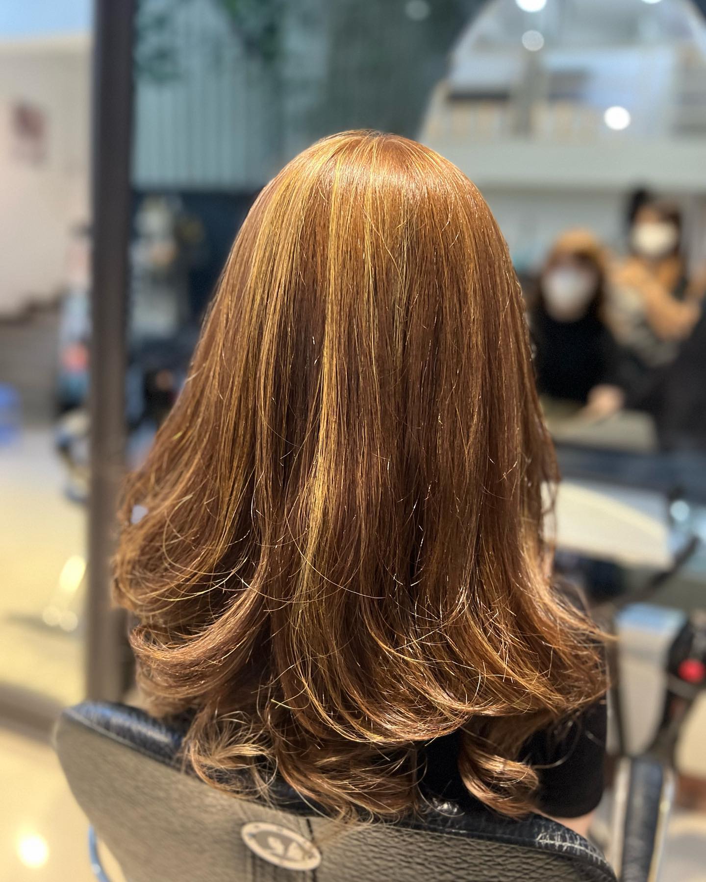 Cut+ Highlight+ Color + Olaplex+ Treatment Milbon +Sodaสวัสดีคะร้าน เปิดให้บริการแล้วนะคะ ร้านทําผมสไตล์ญี่ปุ่น แถวสีลม สนใจสอบถามและจอง ️Free parking available ทางร้านมีบริการจอดรถฟรีค่ะ
 ร้านทำผมสไตล์ญี่ปุ่น สนใจสอบถามและจองคิวกับทางร้านได้ที่เบอร์ 02-2679-106ค่ะ
.ร้านทำผม 106 ANNEX ‍♀️
เวลาทำการ 10:00 - 19:30  https://lin.ee/Zmaaw5K
Silom 6 (We Space) *รบกวนจองเวลาก่อนมารับบริการทุกครั้งนะคะ
#106hair #106AnnexReMAKE #digitalperm #คะsodaspa #highlightcolor #hairsalon #bangkokbeauty
#bangkok #thailand #ร้านทำผม #กรุงเทพฯ #สีลมซอย6 @ 106 Hair / ANNEX REMAKE
- [ ]