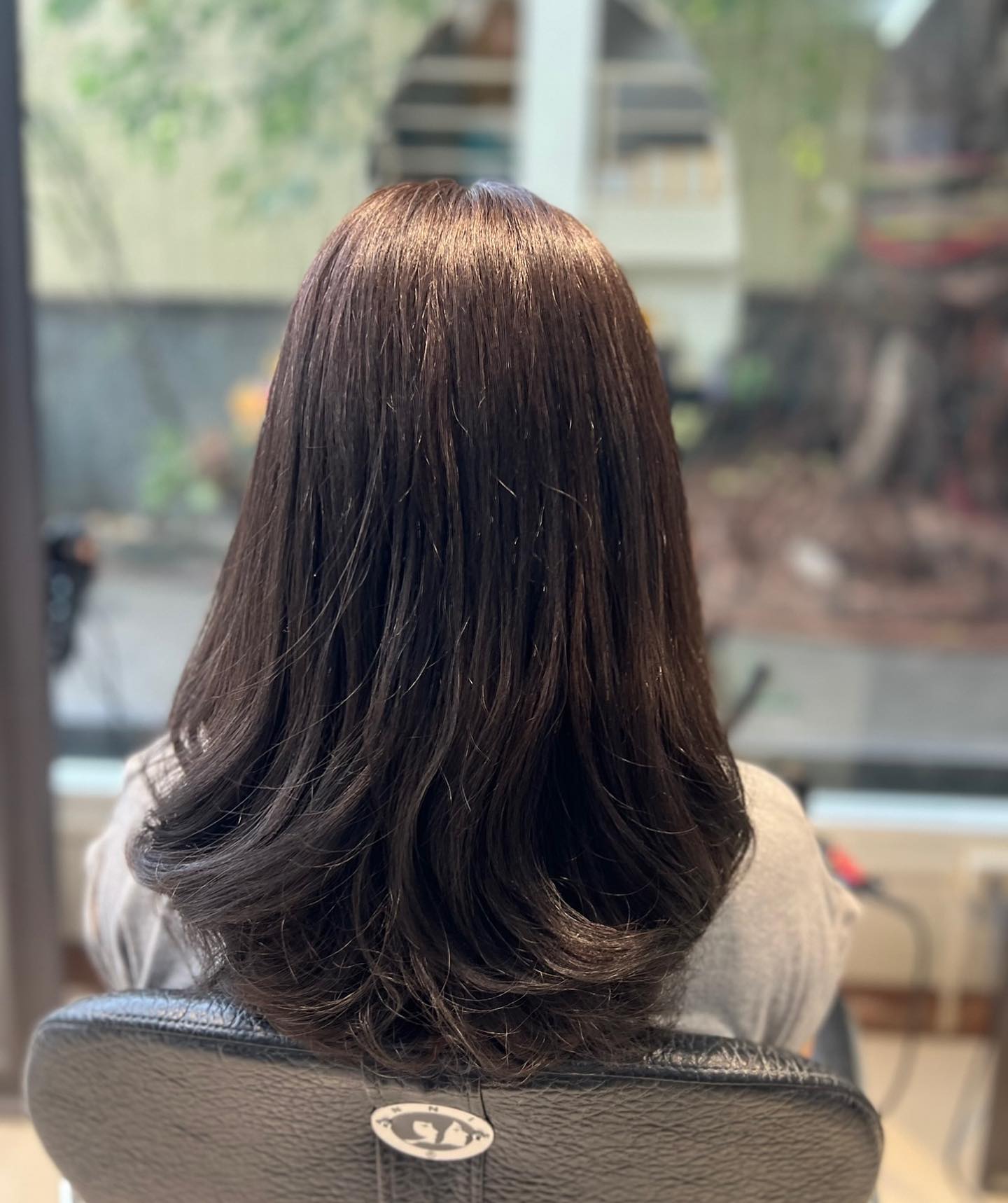 Cut+Color + Olaplex+ Treatment Milbon +Sodaสวัสดีคะร้าน เปิดให้บริการแล้วนะคะ ร้านทําผมสไตล์ญี่ปุ่น แถวสีลม สนใจสอบถามและจอง ️Free parking available ทางร้านมีบริการจอดรถฟรีค่ะ
 ร้านทำผมสไตล์ญี่ปุ่น สนใจสอบถามและจองคิวกับทางร้านได้ที่เบอร์ 02-2679-106ค่ะ
.ร้านทำผม 106 ANNEX ‍♀️
เวลาทำการ 10:00 - 19:30  https://lin.ee/Zmaaw5K
Silom 6 (We Space) *รบกวนจองเวลาก่อนมารับบริการทุกครั้งนะคะ
#106hair #106AnnexReMAKE #digitalperm #คะsodaspa #highlightcolor #hairsalon #bangkokbeauty
#bangkok #thailand #ร้านทำผม #กรุงเทพฯ #สีลมซอย6 @ 106 Hair / ANNEX REMAKE
- [ ]