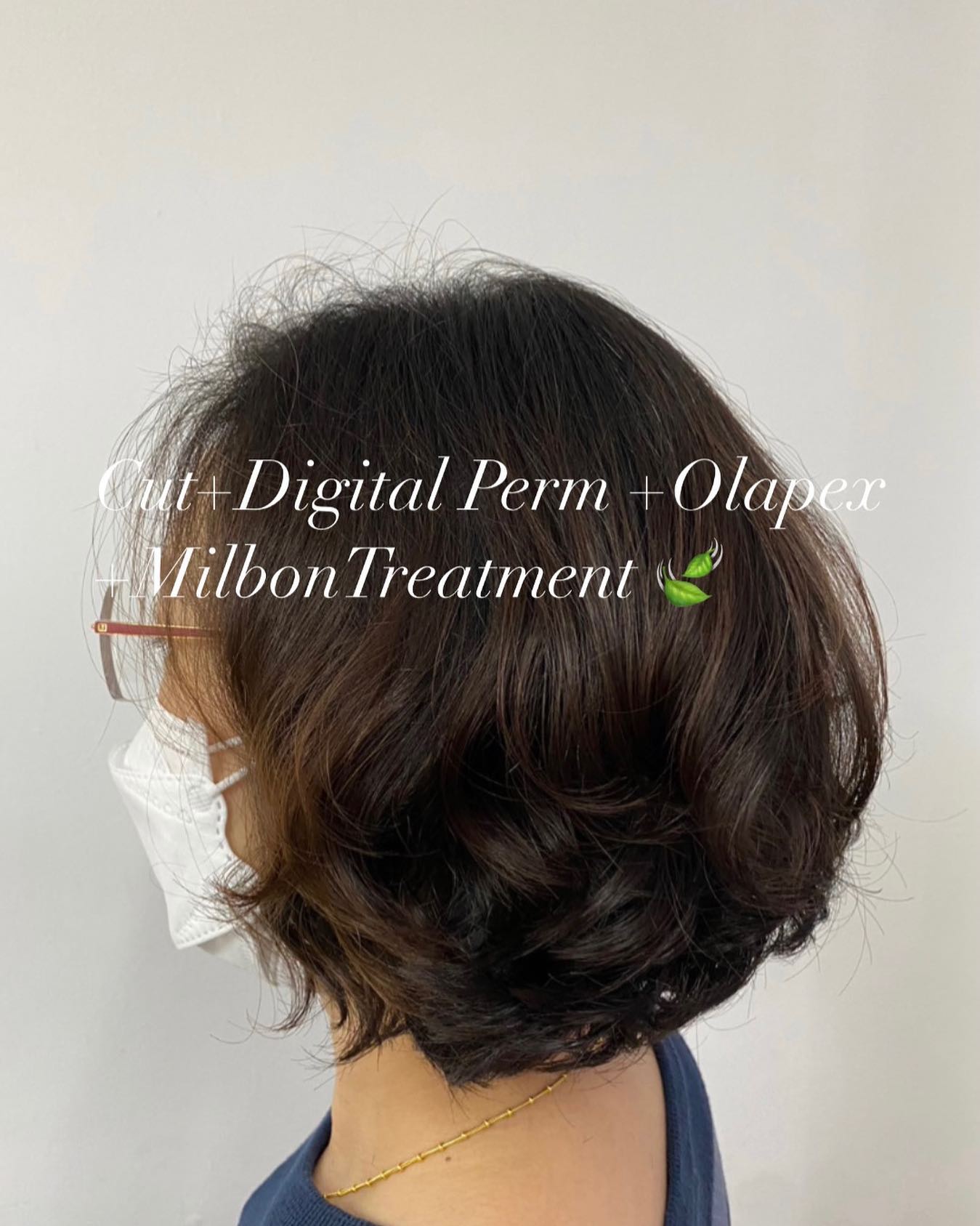 Cut+Digitalperm+Olaplex+Millbon Treatment 
ทำผมโดยช่างญา ช่างทำผมสไตล์ญี่ปุ่น '
️บริการที่จอดรถ ค่ะ  ร้านเปิดพร้อมให้บริการแล้วนะคะ
ลูกค้าสามารถเข้ามาใช้บริการ หรือโทรเข้ามาสอบถามจองคิวได้เลยค่ะ  ยินดีให้คำปรึกษาก่อนมาใช้บริการ🥰🥰
ร้านเปิดให้บริการ 9.00-18.30  ขอบคุณลูกค้าทุกท่านที่เข้ามาใช้บริการค่ะ
สอบถามเพิ่มเติมหรือจองคิวทำผม
ได้ที่เบอร์โทรศัพ 02-662-7106
ลูกค้าสามารถจอดรถที่ร้านได้เลยนะคะ  อีก1ช่องทางการติดต่อ, เช็คโปรโมชั่นทางร้านหรือจองคิวทำผม สามารถแอดไลน์ของทางร้านได้เลยค่ะ
LINE account
https://lin.ee/3Cm0Ksiac  #106hair #coco106 #sukhumvit39 #ร้านทำผม106coco #ร้านทำผม106 #สระโซดาสปา #ไฮไลท์สีผม #ทำสีผม #ร้านทำผม #ร้านทำผมในกรุงเทพ #ร้านเสริมสวยในกรุงเทพ