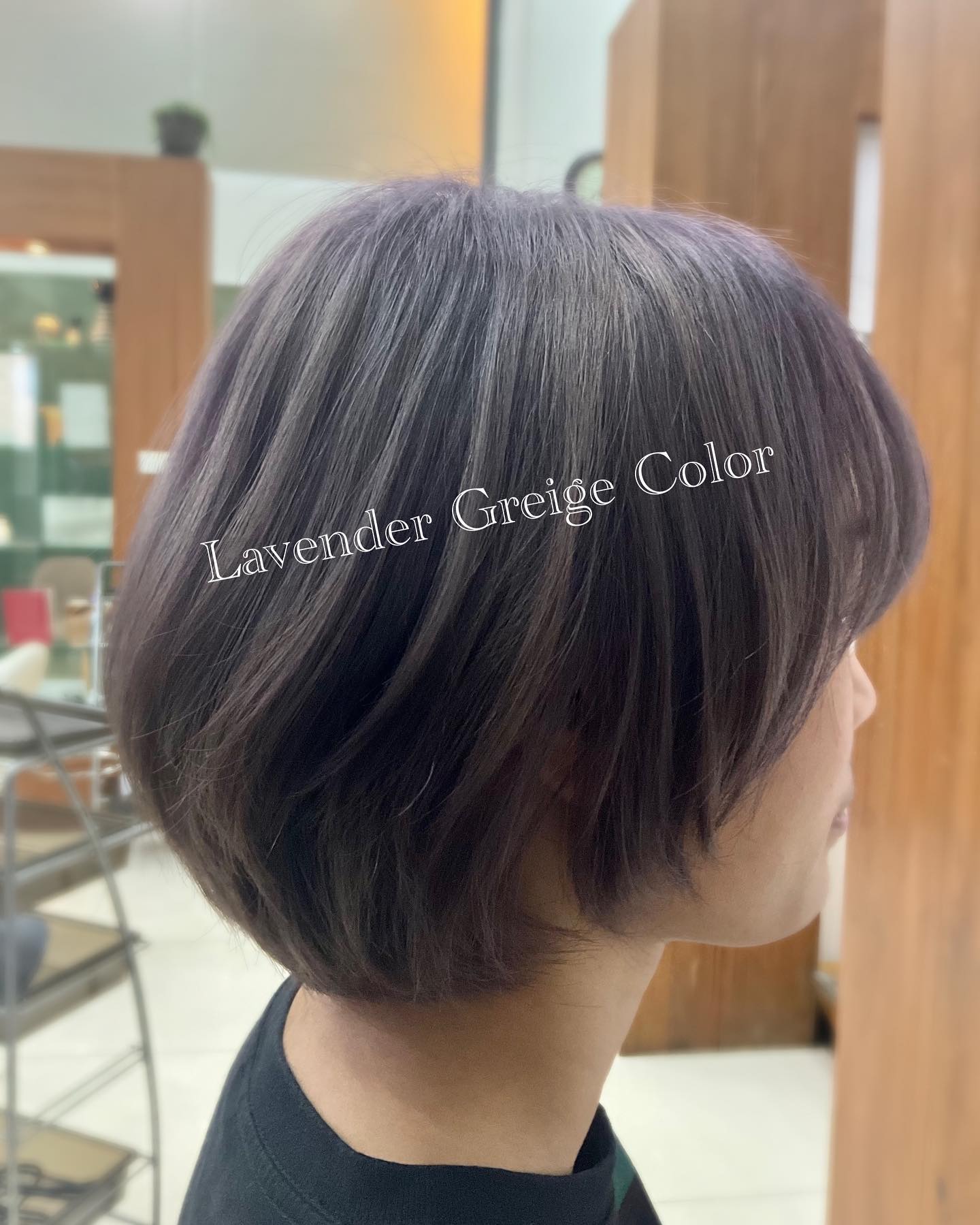 Lavender Greige Color  โทนสีนี้กำลังฮิตมากๆ  สีหลุดก็ยังสวยน๊ะ 
มาจัดกันได้น๊าา
สวยนานมากๆค่ะ
............................................................  🍿Weekdays special promotion 🍿  🦄Bleach + Color + Olaplex + Soda spa + Scalp support oil  　　　↑↑↑↑↑↑↑↑
This course is 30% off️  ️Only for reservations from 10:00 to 16:00 on weekdays.  ️Limited to 3 people a day.  ️Long hair fee not included yet.  …………………………
ร้าน Hair Room Sora 299/7 ชั้น1, Sukhumvit Living Town, ซอยสุขุมวิท21(อโศก)
โทรศัพท์ : 02-169-1622
ร้านเปิดทุกวัน 10.00-18:40น.  ปิดวันจันทร์ชั่วคราว
#Hairroomsora #hairroomsorabangkok #Hairsalon #Hairstyle #Sukhumvitlivingtown #sukhumvit21 #Japanesesalon #DigitalPerm #デジパ #ヘアールームソラ #fashioncolor #ร้านซาลอนญี่ปุ่น #ซาลอน #ทำผมรับปริญญา #ทำผมออกงาน #รับทำผม #ดัดดิจิตอล #ยืดผม #ย้อมผม