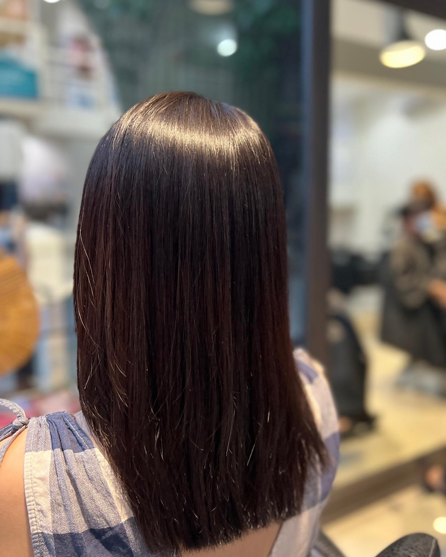 Cut+Color + Olaplex+ Milbon smooth Treatment +Sodaสวัสดีคะ ร้านทําผมสไตล์ญี่ปุ่น แถวสีลม สนใจสอบถามและจอง ️Free parking available ทางร้านมีบริการจอดรถฟรีค่ะ สนใจสอบถามและจองคิวกับทางร้านได้ที่เบอร์ 02-2679-106ค่ะ
.ร้านทำผม 106 ANNEX ‍♀️
เวลาทำการ 10:00 - 19:30  https://lin.ee/Zmaaw5K
Silom 6 (We Space) *รบกวนจองเวลาก่อนมารับบริการทุกครั้งนะคะ
#106hair #106AnnexReMAKE #digitalperm #คะsodaspa #highlightcolor #hairsalon #bangkokbeauty
#bangkok #thailand #ร้านทำผม #กรุงเทพฯ #สีลมซอย6 @ 106 Hair / ANNEX REMAKE
- [ ]