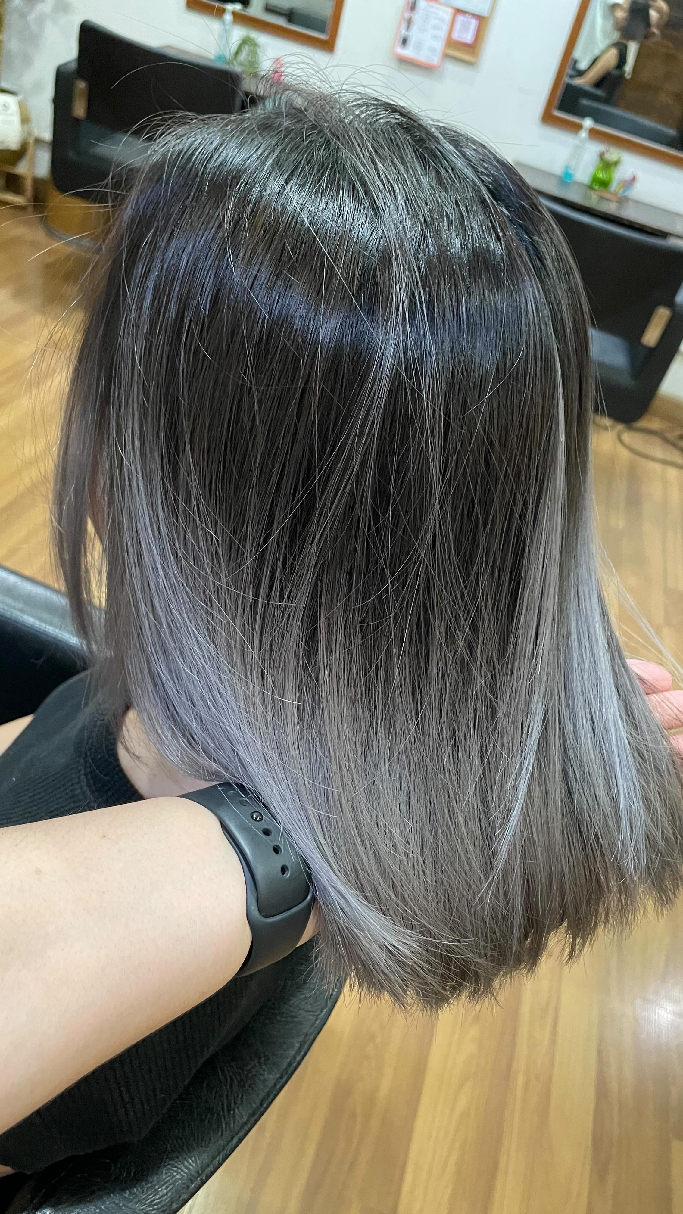 Gradation color
silver 
2〜3bleach