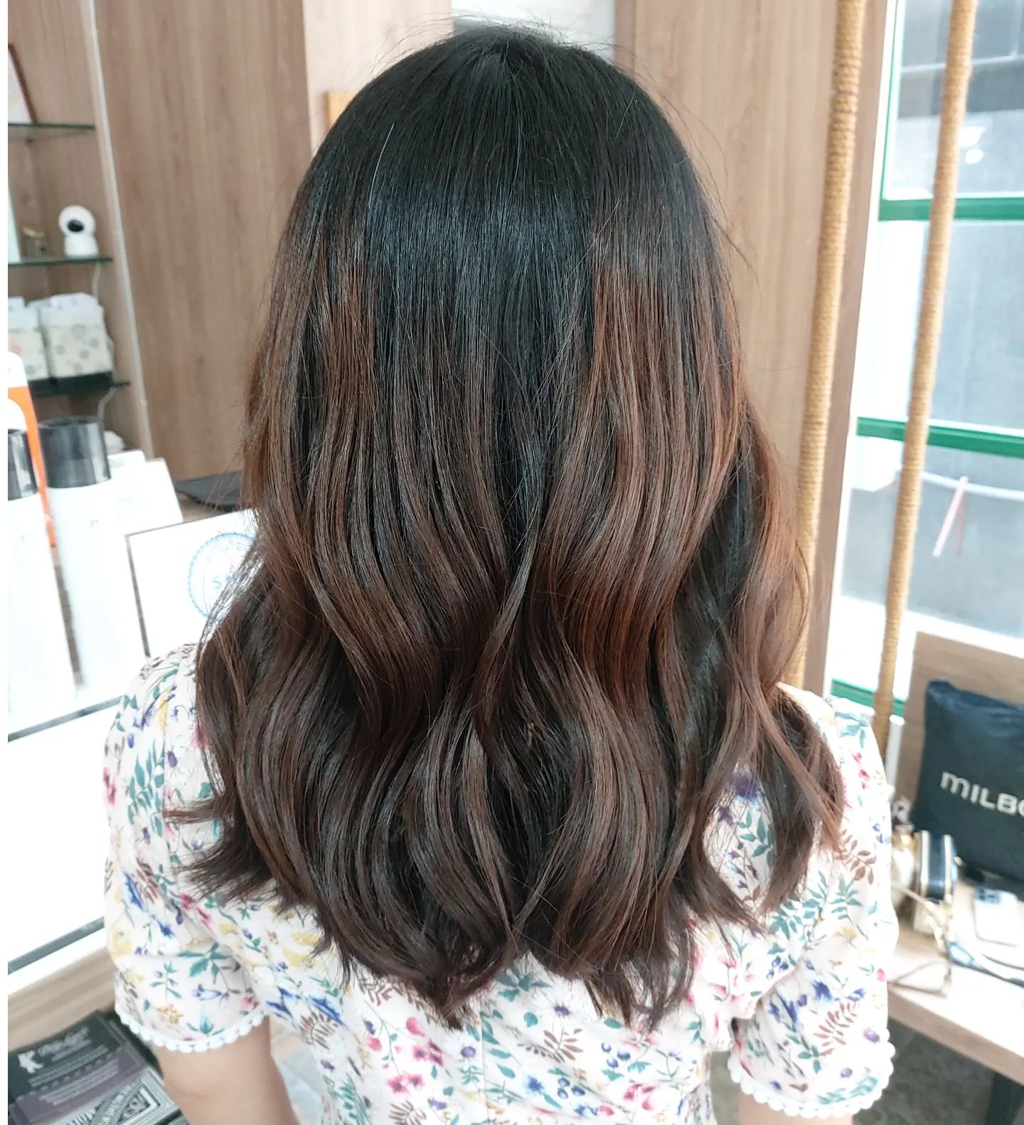 Cut+treatment Milbon 
️Free parking available
สามารถโทรจองคิวได้ที่
02-042-8385
LINE Account : https://lin.ee/3NZFLGo
หรือทางเว็บไซด์
https://lilachokkaido.com/booking/
ทางไปเลือก VIP Gift Voucher↓
https://www.gowabi.com/en/provider/lilac-by-106-hair  #ร้านเสริมสวย #ร้านเสริมสวยทองหล่อซอย5 #ทองหล่อซอย5 #thonglorsoi5 #salon #thonglor #salonthonglor #lilacby106 #106hairstudio #バンコク美容室 #バンコク #トンロー美容室 #トンローソイ5 #サロン #bangkok #stylist #perm #digitalperm #color #haircut #milbon #cut #japansalo #beauty #review #Bangkok #hair #Good #lilachokkaido
BOOKING - Spa & Hair LiLAC by 106Hair
...
lilachokkaido.com @ Spa & Hair Lilac by 106Hair