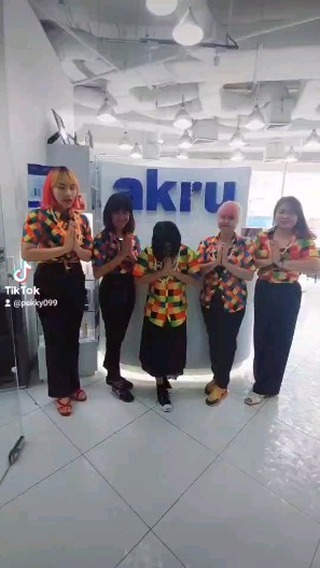 Songkran day team
Welcome. #akruAsoke
