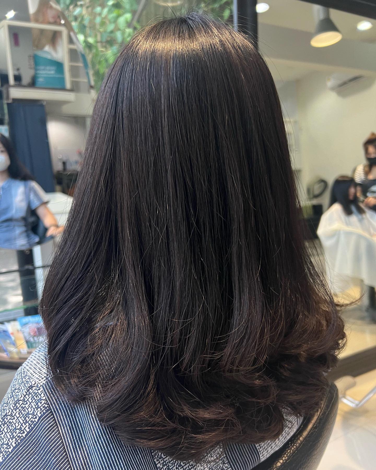 Cut+ Digital Perm +Milbon smooth Treatment ร้านทําผมสไตล์ญี่ปุ่น แถวสีลม สนใจ สอบถามและจอง P Free parking available ทางร้านมีบริการ จอดรถฟรีค่ะ สนใจสอบถามและจองคิวกับทางร้านได้ที่เบอร์ 02-2679-106 iz +Soda สวัสดีคะ ร้านทําผม 106 ANNEX TRA เวลา าการ 10:00-19:30 https://lin.ee/Zmaaw5K Silom 6 (We Space) *รบกวนจองเวลาก่อนมารับบริการทุก ครั้งนะคะ #106hair #106AnnexReMAKE #digitalperm #azsodaspa #highlightcolor #hairsalon #bangkokbeauty #bangkok #thailand #ร้านท่าผม #กรุงเทพฯ #สีลมซอย6 @ 106 Hair/ ANNEX REMAKE