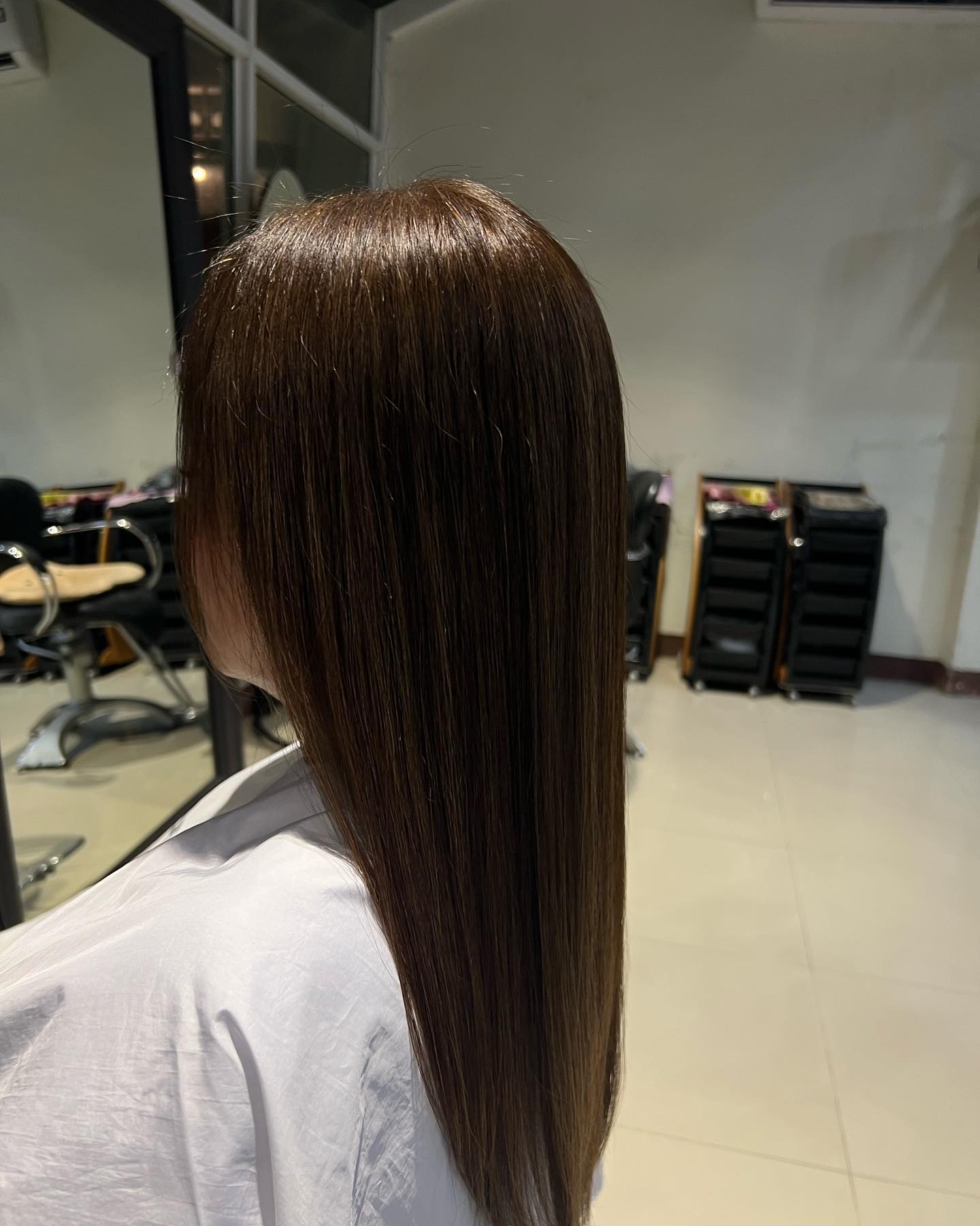 Retouch Color + Hair Restoration Treatment ACID & HEAT TREATMENT BY SHISEIDO PROFESSIONAL Condition ร้านทําผมสไตล์ญี่ปุ่น แถวสีลม สนใจ สอบถามและจอง P Free parking available ทางร้านมีบริการ จอดรถฟรีค่ะ สนใจสอบถามและจองคิวกับทางร้านได้ที่เบอร์ 02-2679-106 iz +Soda สวัสดีคะ ร้านทําผม 106 ANNEX TRA เวลา าการ 10:00-19:30 https://lin.ee/Zmaaw5K Silom 6 (We Space) *รบกวนจองเวลาก่อนมารับบริการทุก ครั้งนะคะ #106hair #106AnnexReMAKE #digitalperm #azsodaspa #highlightcolor #hairsalon #bangkokbeauty #bangkok #thailand #ร้านท่าผม #กรุงเทพฯ #สีลมซอย6 @ 106 Hair/ ANNEX REMAKE