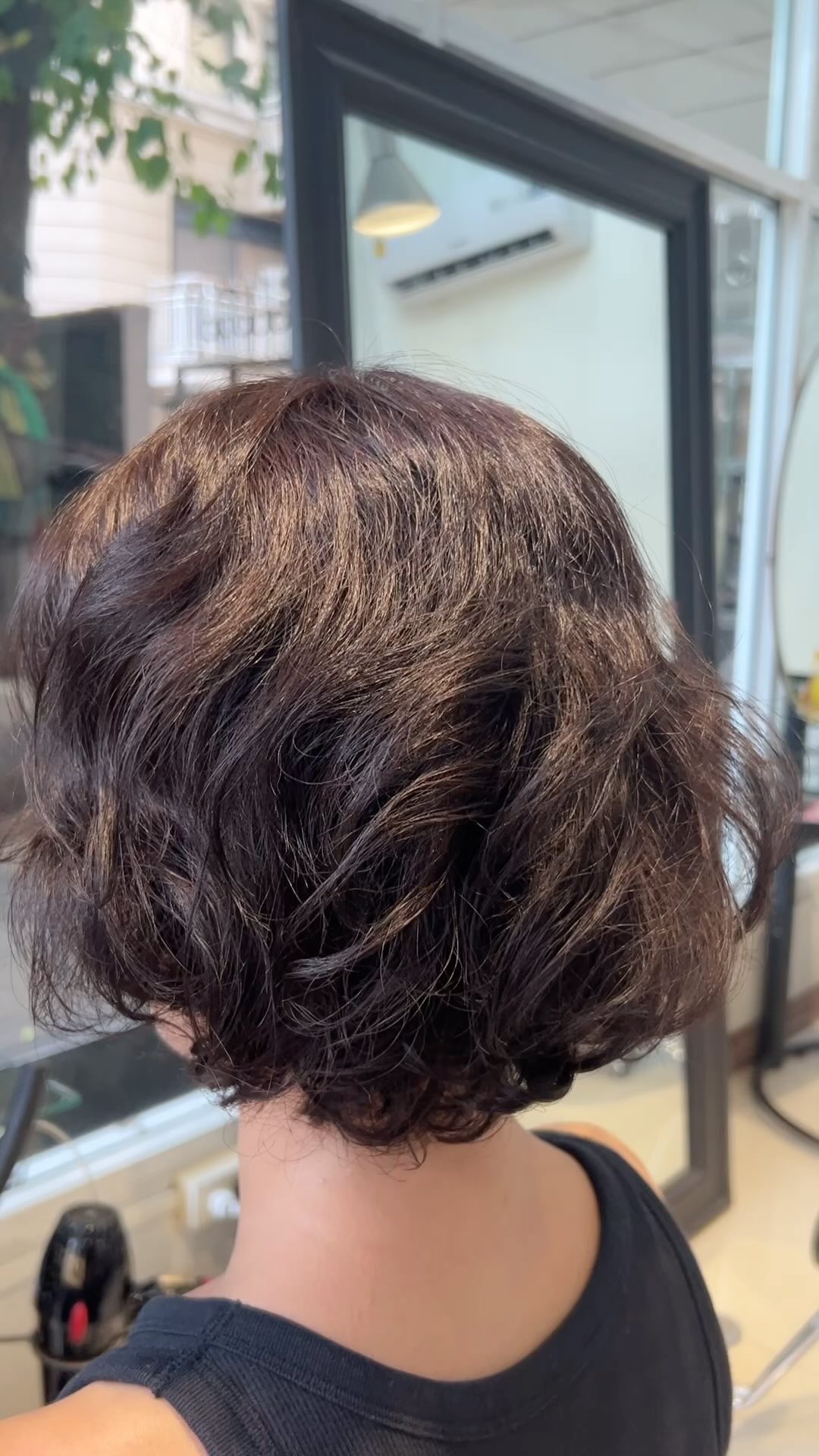 Cut+Color + Perm + Milbon smooth Treatment ร้านทําผมสไตล์ญี่ปุ่น แถวสีลม สนใจ สอบถามและจอง P Free parking available ทางร้านมีบริการ จอดรถฟรีค่ะ สนใจสอบถามและจองคิวกับทางร้านได้ที่เบอร์ 02-2679-106 ร้านทําผม 106 ANNEX ReMAKE เวลา าการ 10:00-19:30 https://lin.ee/Zmaaw5K Silom 6 (We Space) https://reservia.jp/reserve/menu/b9855edf7b?start_page=2&is_guest=1*รบกวนจองเวลาก่อนมารับบริการทุก ครั้งนะคะ #106hair #106AnnexReMAKE #digitalperm #azsodaspa #highlightcolor #hairsalon #bangkokbeauty #bangkok #thailand #ร้านท่าผม #กรุงเทพฯ #สีลมซอย6 @ 106 Hair/ ANNEX REMAKE