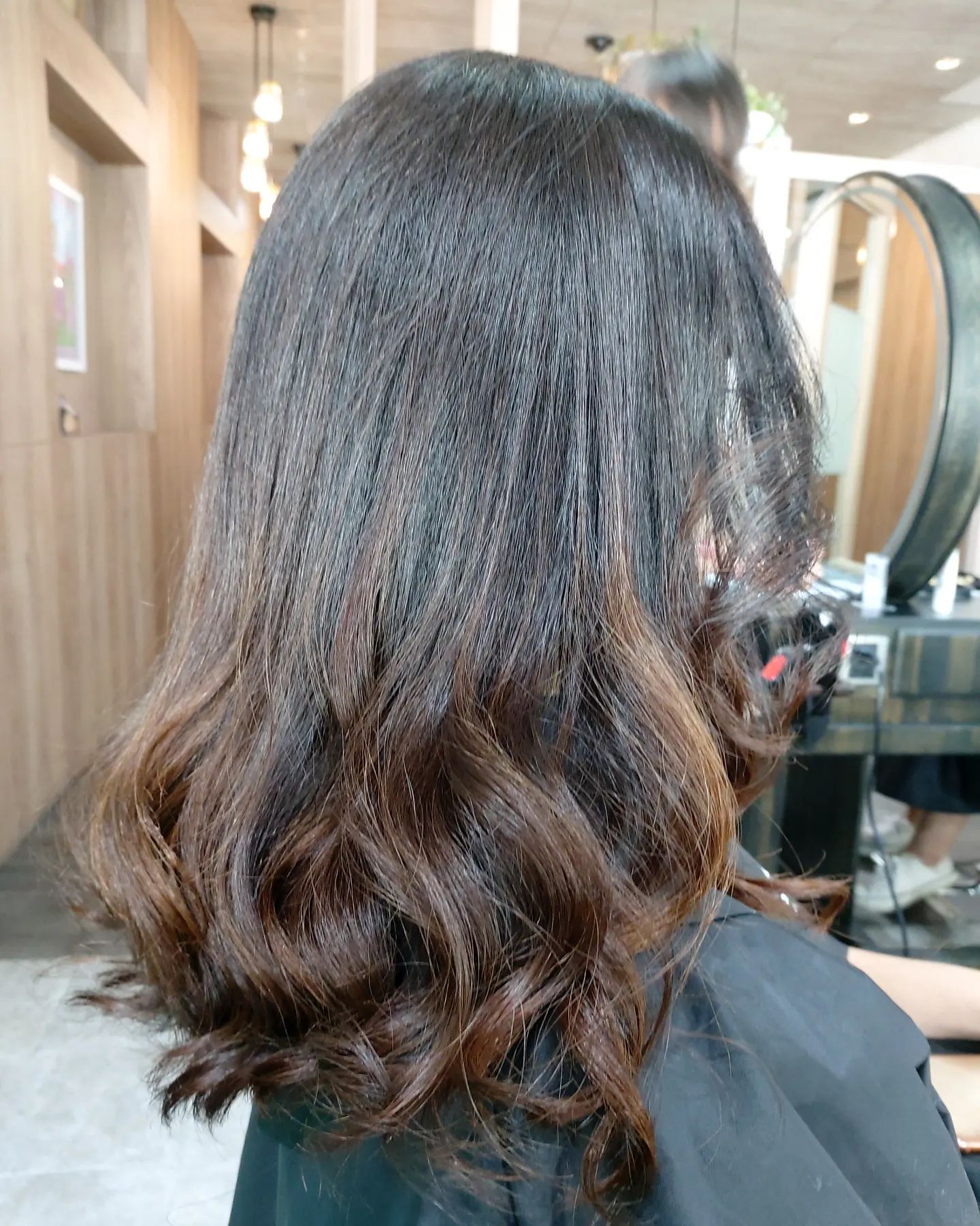 Cut+Digital perm +treatment Milbon 
️Free parking available
สามารถโทรจองคิวได้ที่
02-042-8385
LINE Account : https://lin.ee/3NZFLGo
หรือทางเว็บไซด์
 https://reservia.jp/reserve/menu/c5352c13aa?start_page=2&is_guest=1
ทางไปเลือก VIP Gift Voucher↓
https://www.gowabi.com/en/provider/lilac-by-106-hair  #ร้านเสริมสวย #ร้านเสริมสวยทองหล่อซอย5 #ทองหล่อซอย5 #thonglorsoi5 #salon #thonglor #salonthonglor #lilacby106 #106hairstudio #バンコク美容室 #バンコク #トンロー美容室 #トンローソイ5 #サロン #bangkok #stylist #perm #digitalperm #color #haircut #milbon #cut #japansalo #beauty #review #Bangkok #hair #Good #lilachokkaido
BOOKING - Spa & Hair LiLAC by 106Hair
...
lilachokkaido.com @ Spa & Hair Lilac by 106Hair