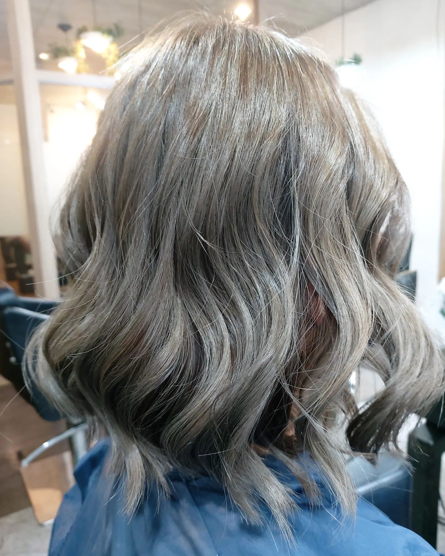 Cut+bleach +color +treatment Milbon 
️Free parking available
สามารถโทรจองคิวได้ที่
02-042-8385
LINE Account : https://lin.ee/3NZFLGo
หรือทางเว็บไซด์
 https://reservia.jp/reserve/menu/c5352c13aa?start_page=2&is_guest=1
ทางไปเลือก VIP Gift Voucher↓
https://www.gowabi.com/en/provider/lilac-by-106-hair  #ร้านเสริมสวย #ร้านเสริมสวยทองหล่อซอย5 #ทองหล่อซอย5 #thonglorsoi5 #salon #thonglor #salonthonglor #lilacby106 #106hairstudio #バンコク美容室 #バンコク #トンロー美容室 #トンローソイ5 #サロン #bangkok #stylist #perm #digitalperm #color #haircut #milbon #cut #japansalo #beauty #review #Bangkok #hair #Good #lilachokkaido
BOOKING - Spa & Hair LiLAC by 106Hair
...
lilachokkaido.com @ Spa & Hair Lilac by 106Hair